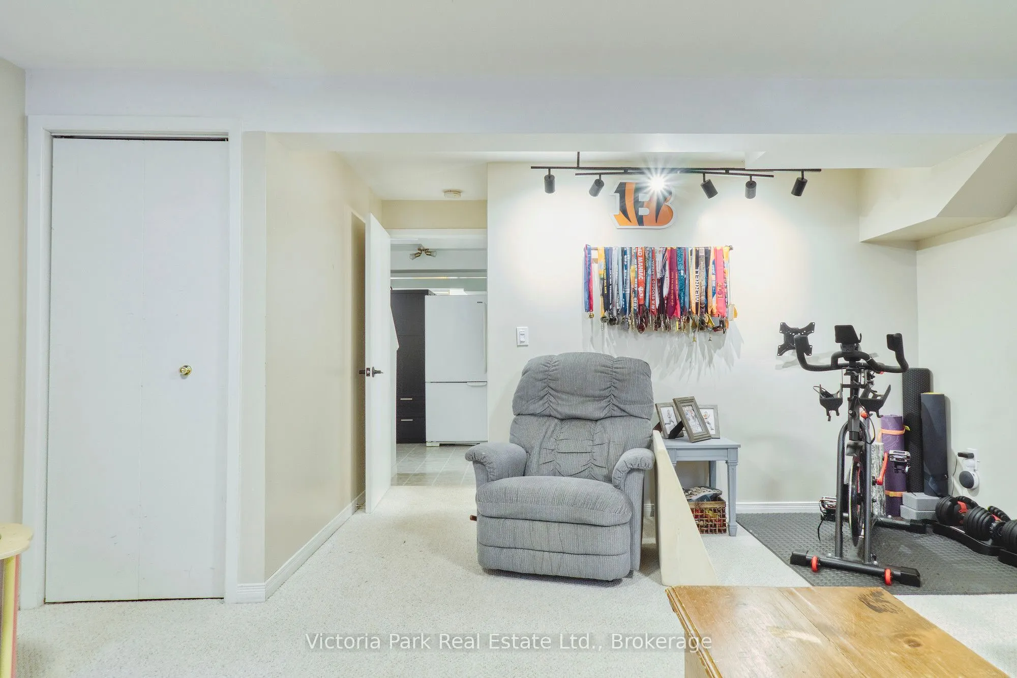 7 Southcreek Trail