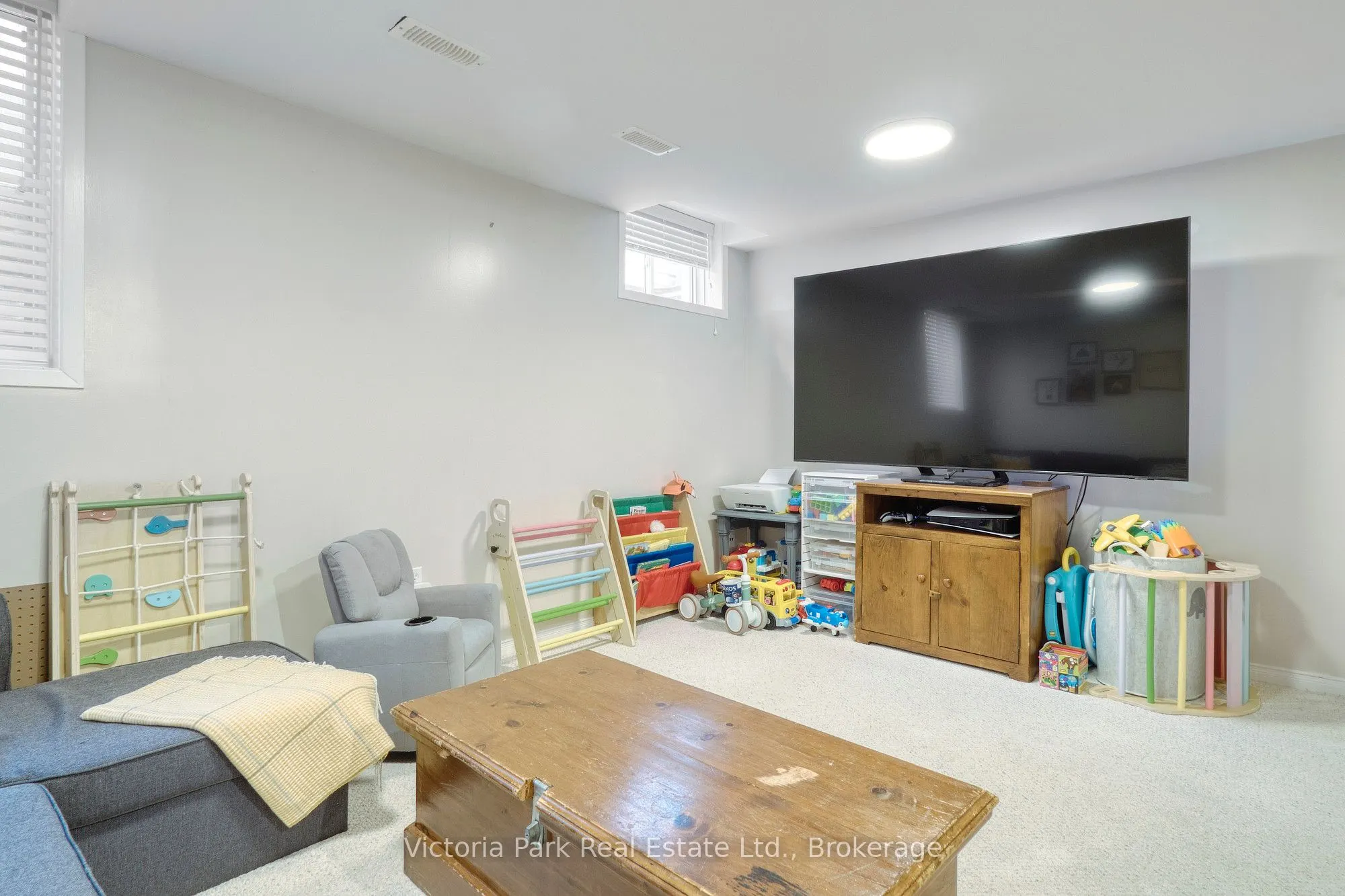 7 Southcreek Trail