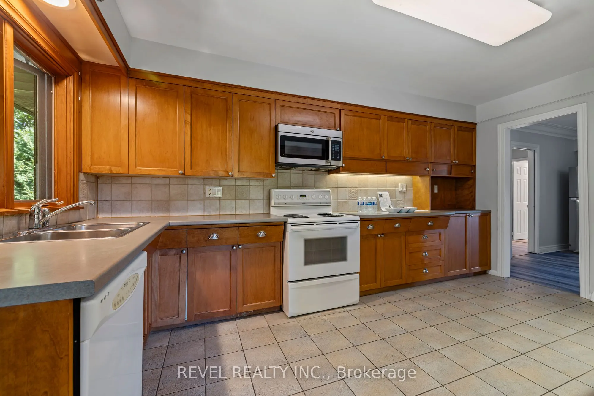 40 Bertram Drive