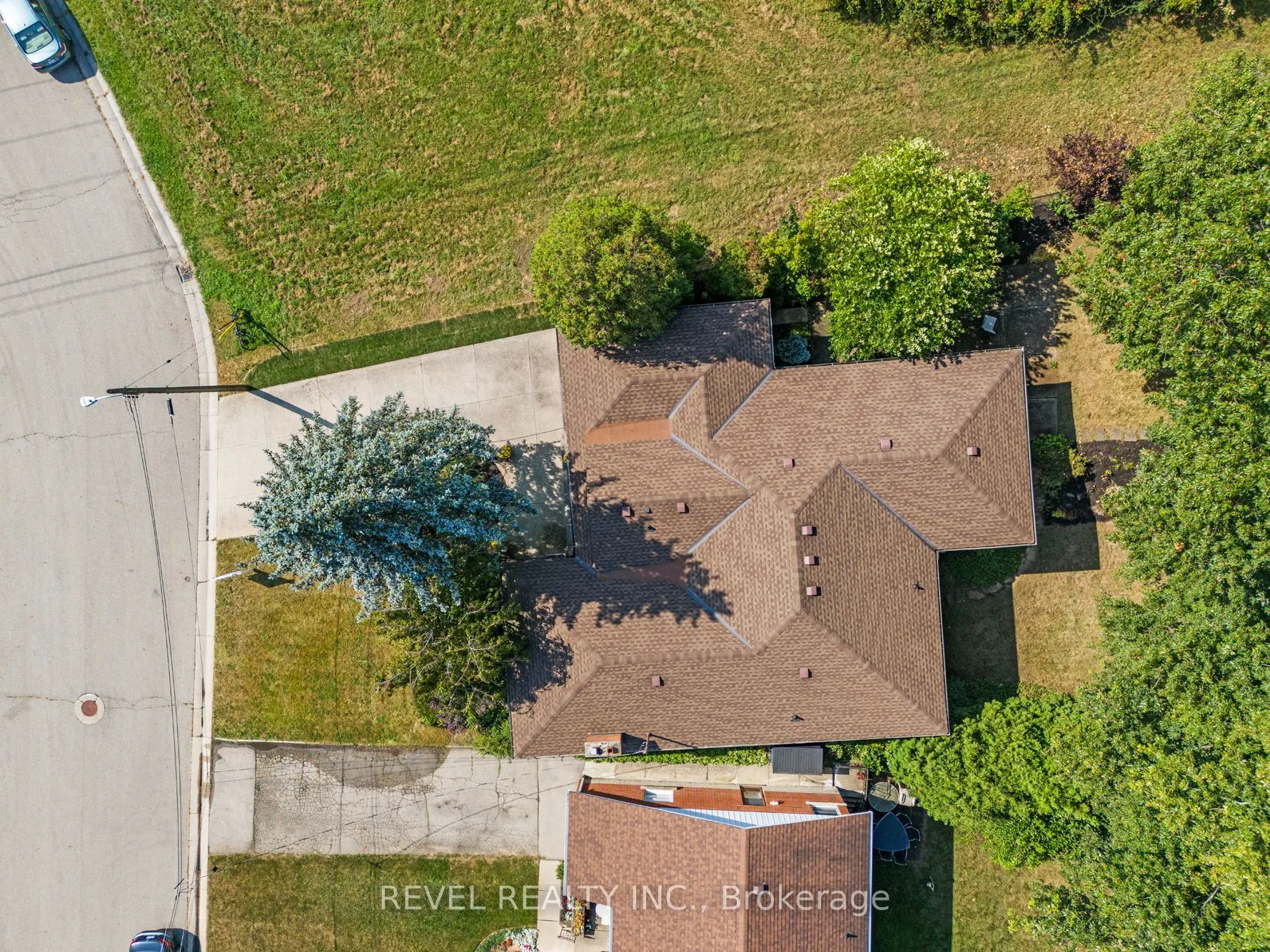 40 Bertram Drive