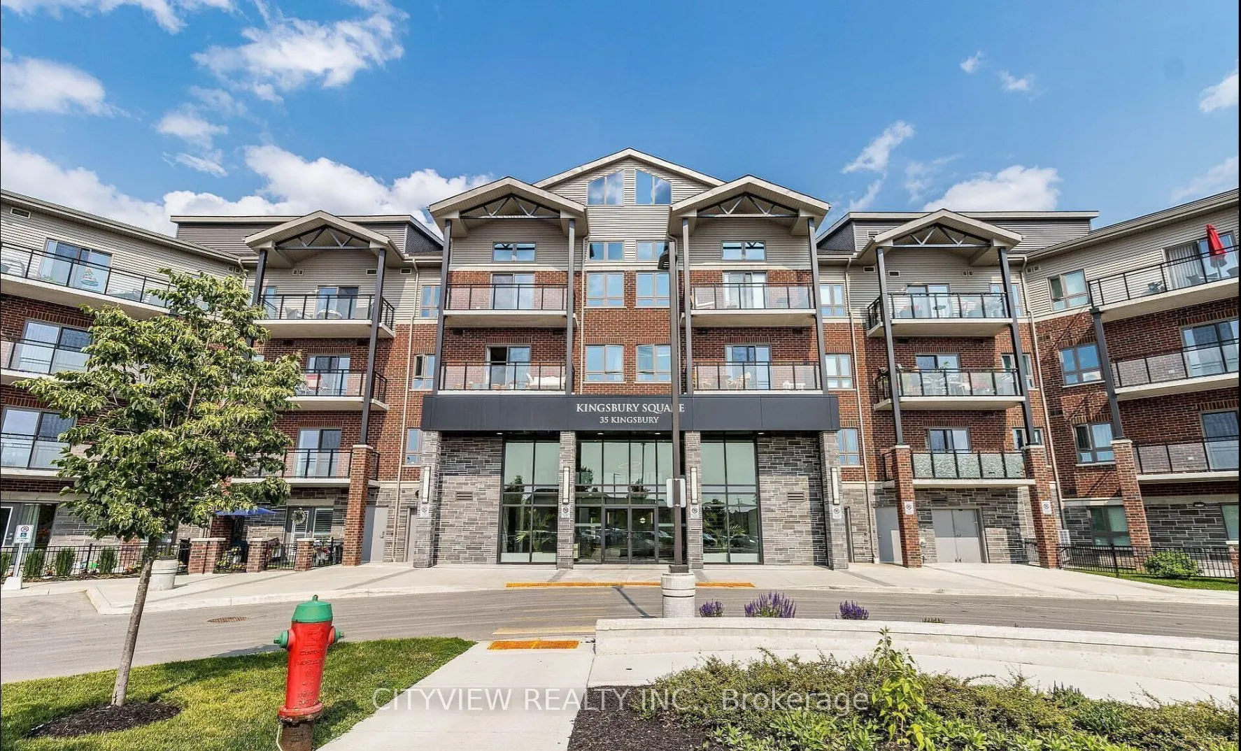 35 Kingsbury Square, #303
