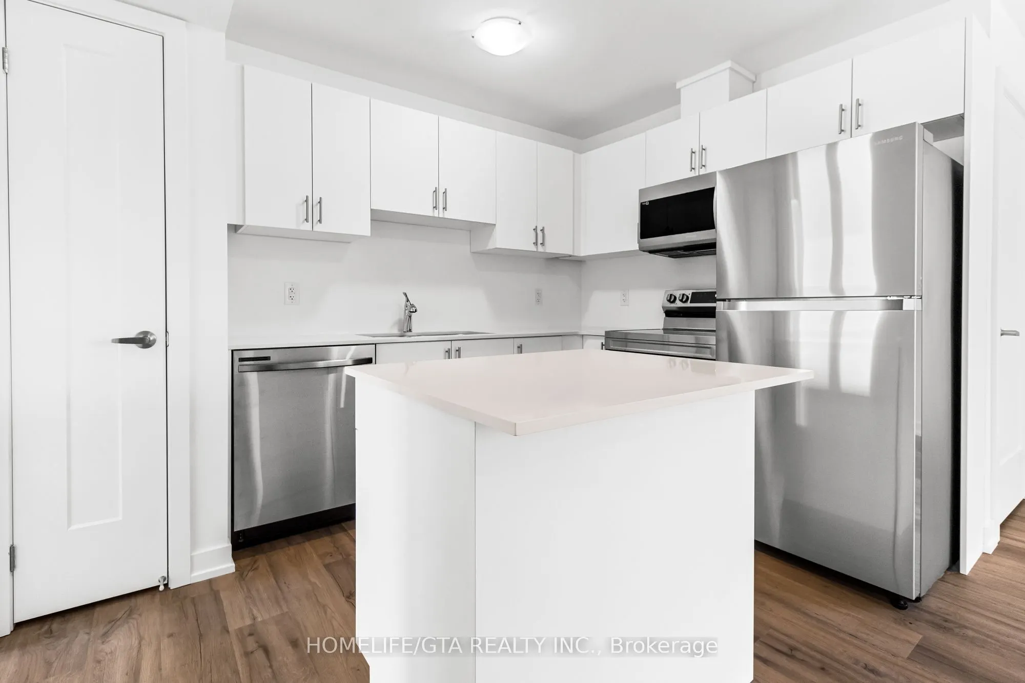 4263 Fourth Avenue, #432