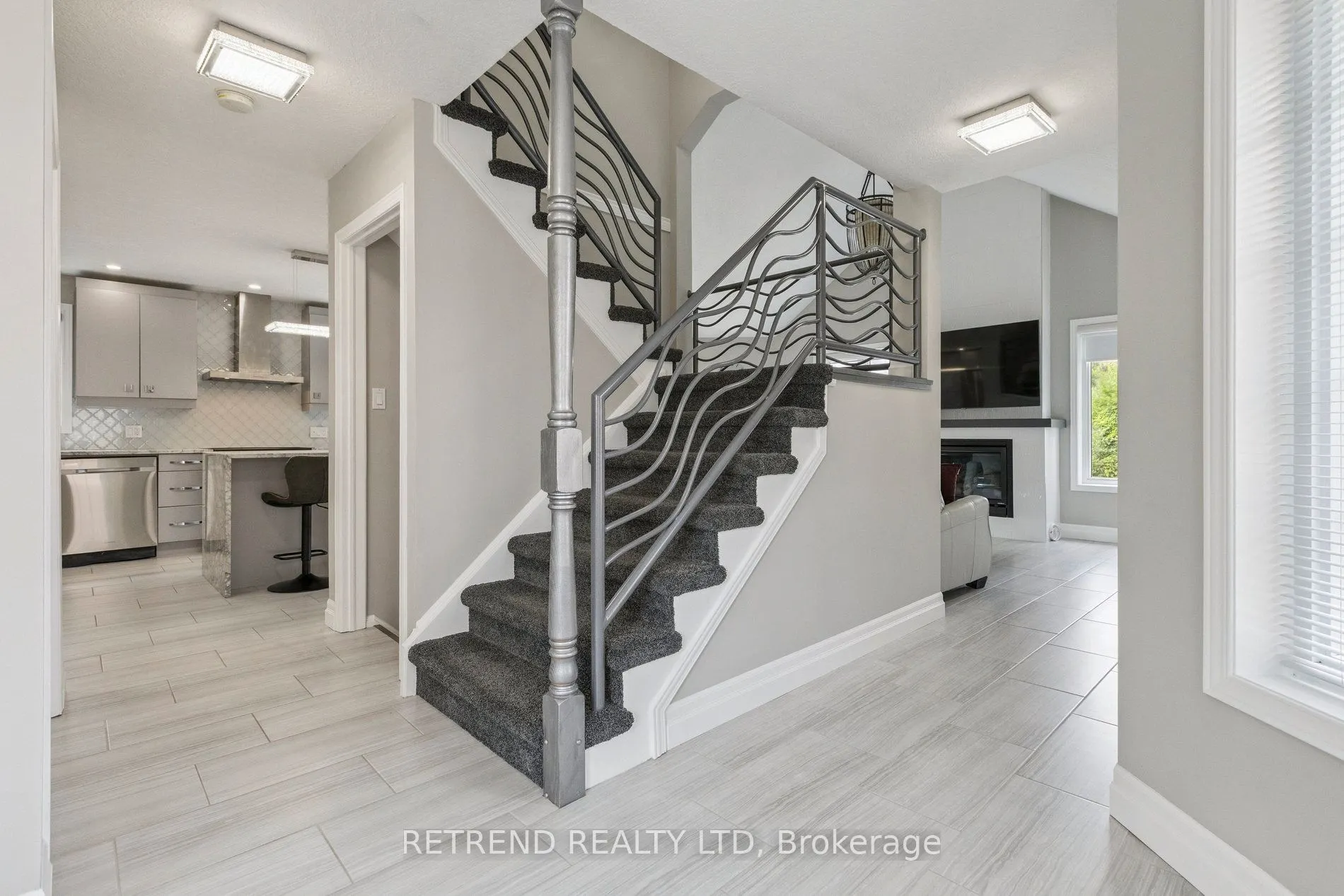 134 QUEEN CHARLOTTE Crescent