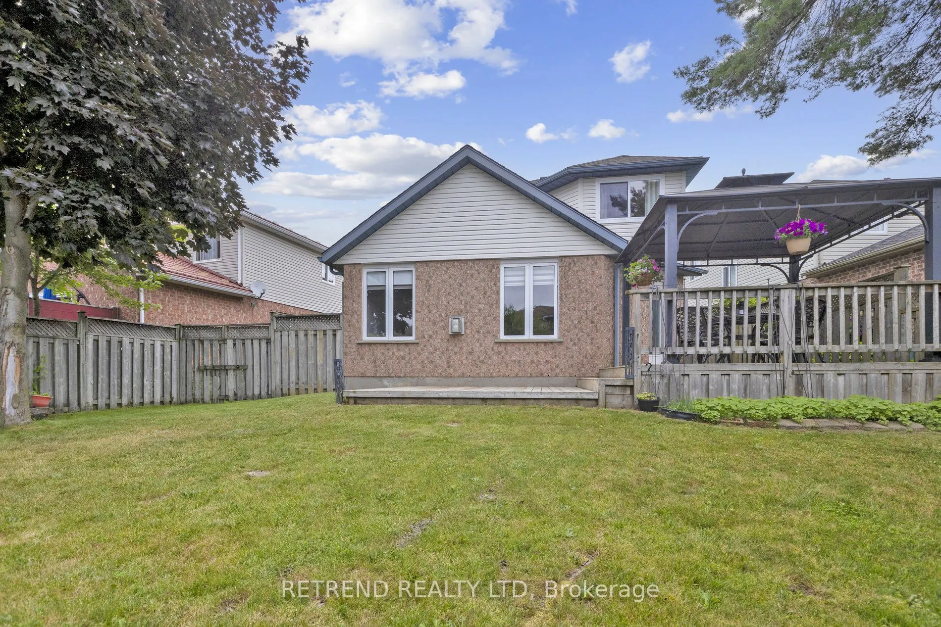 134 QUEEN CHARLOTTE Crescent