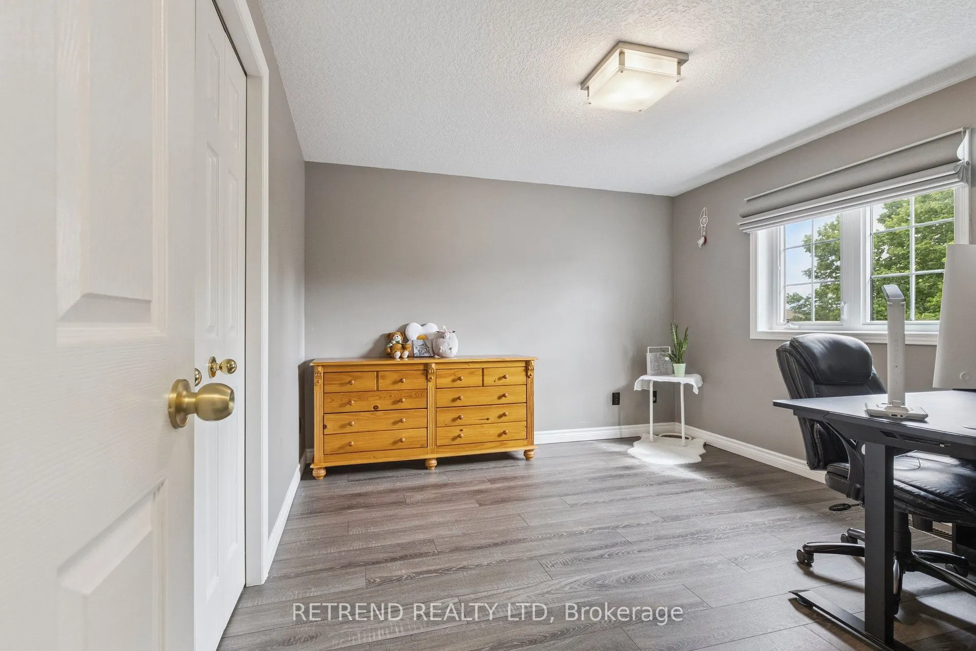 134 QUEEN CHARLOTTE Crescent