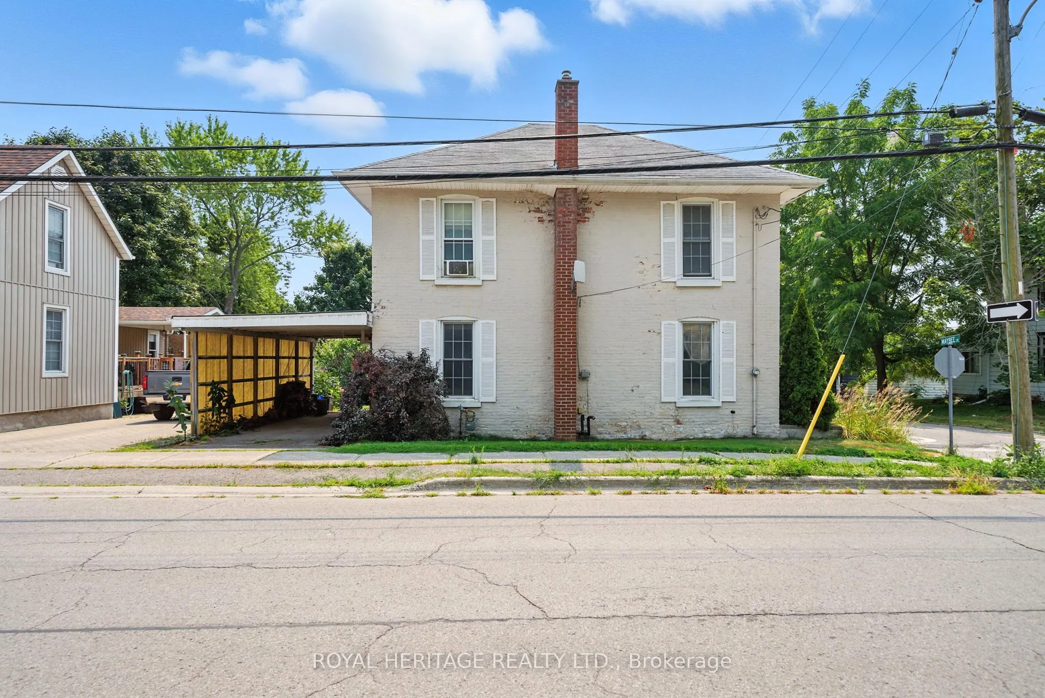 8 Church Street E
