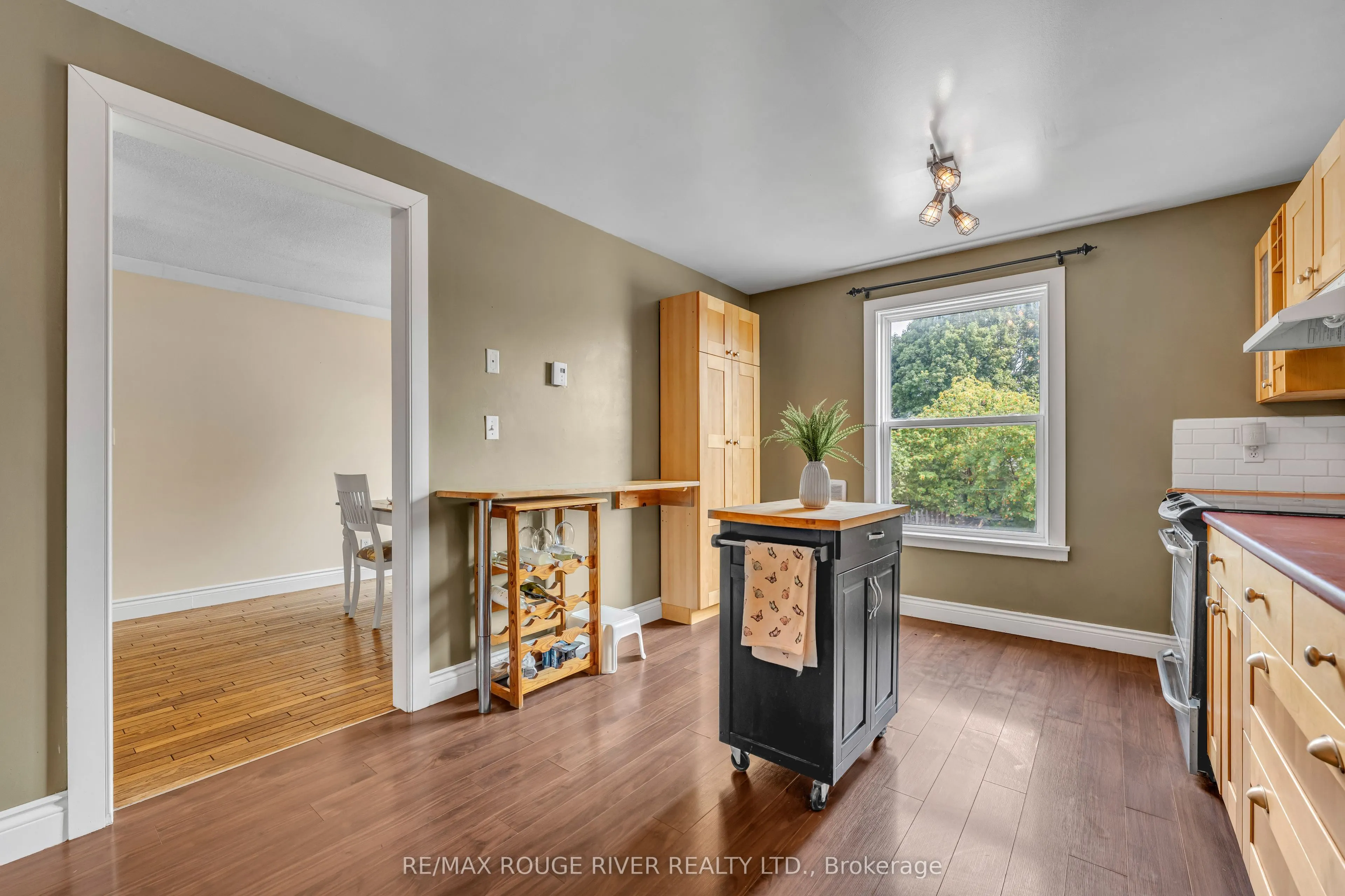 59 Peacock Boulevard