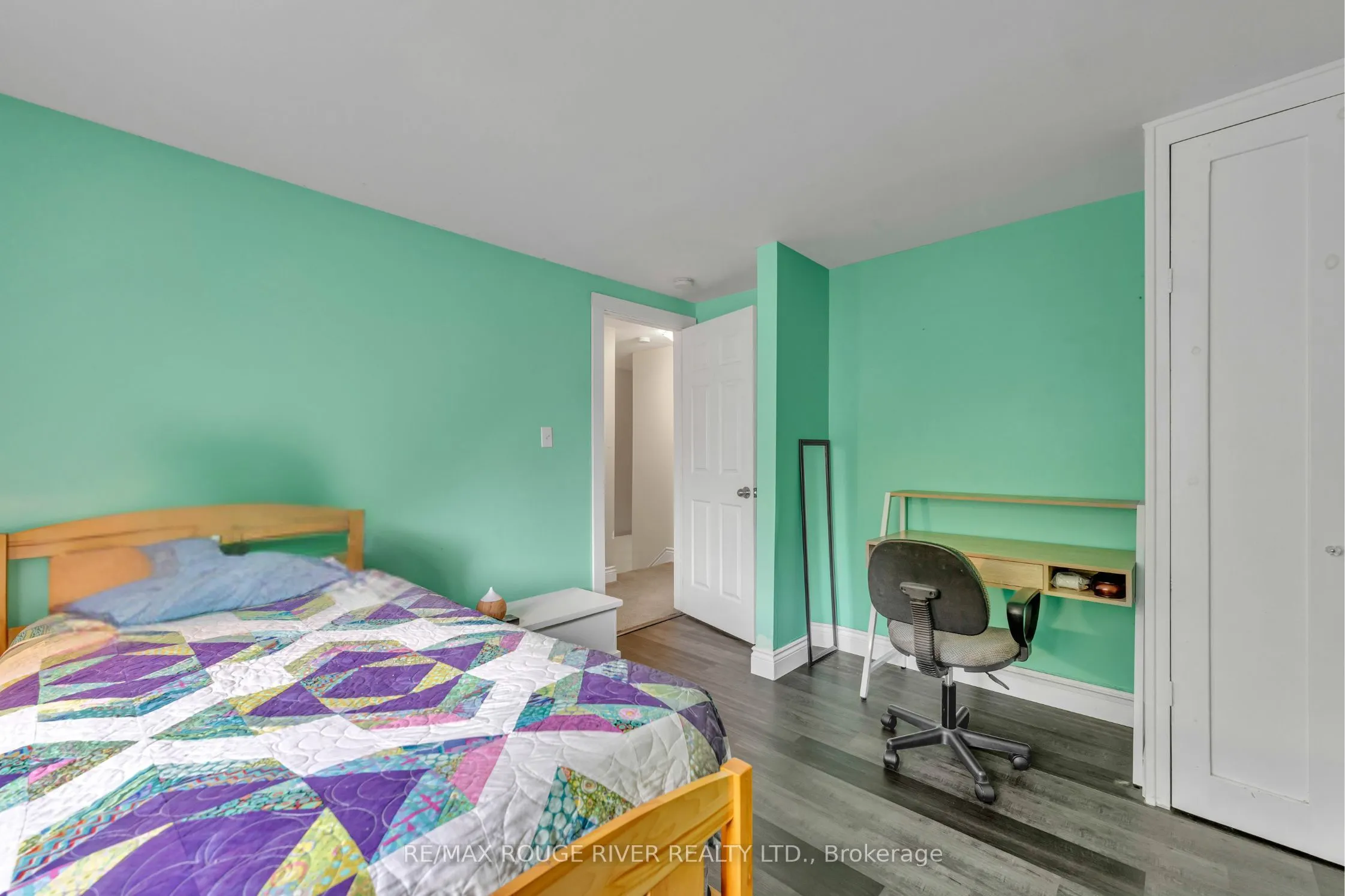 59 Peacock Boulevard