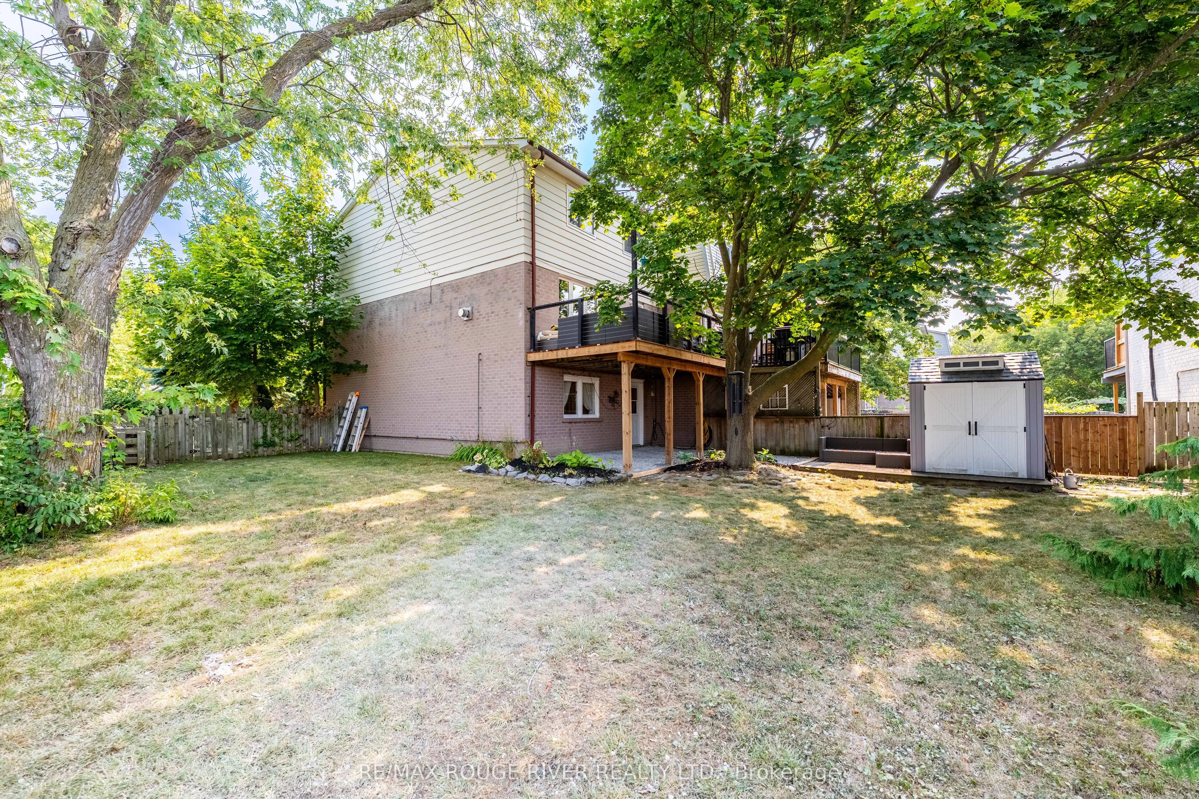 59 Peacock Boulevard