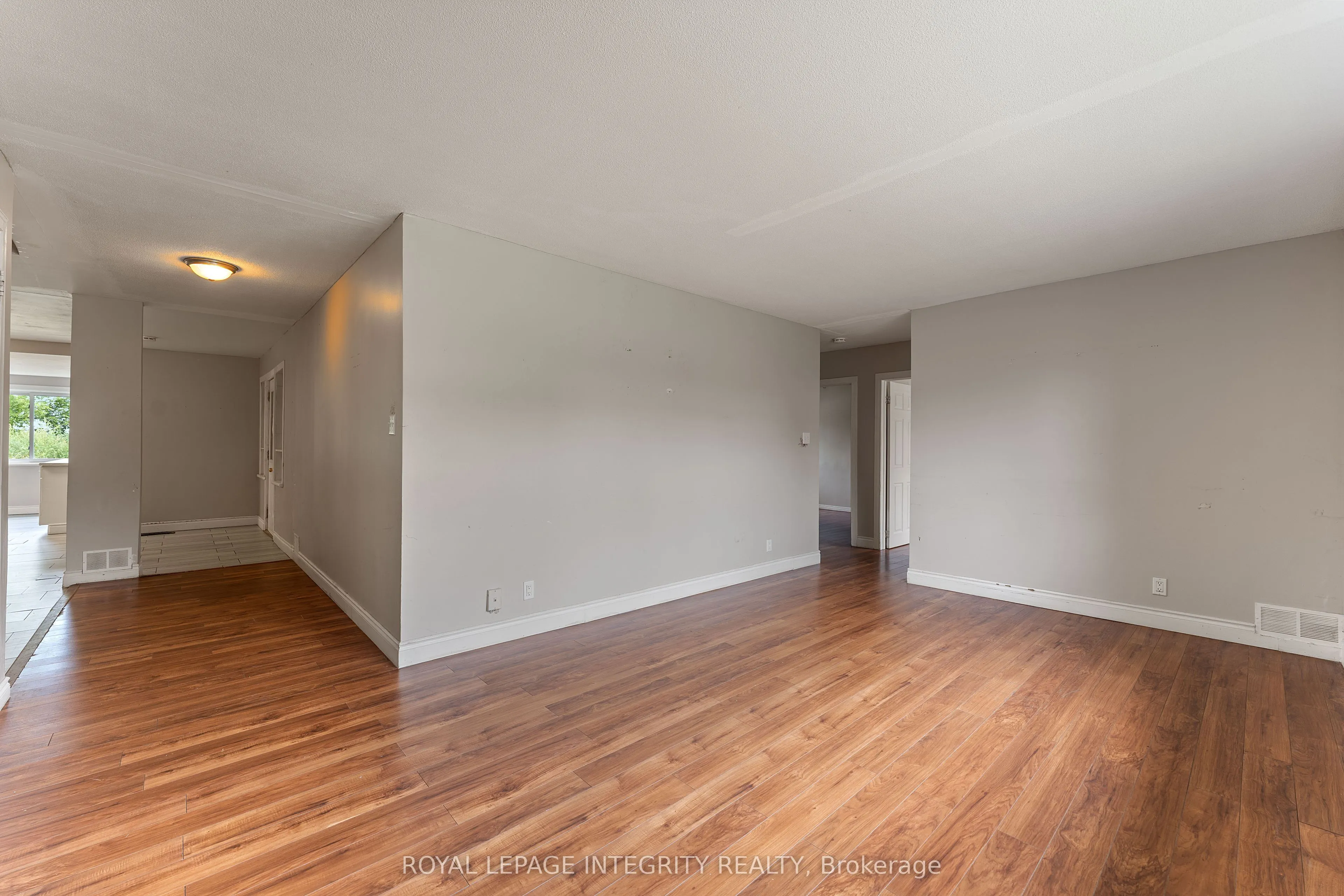 3823 Drouin Road