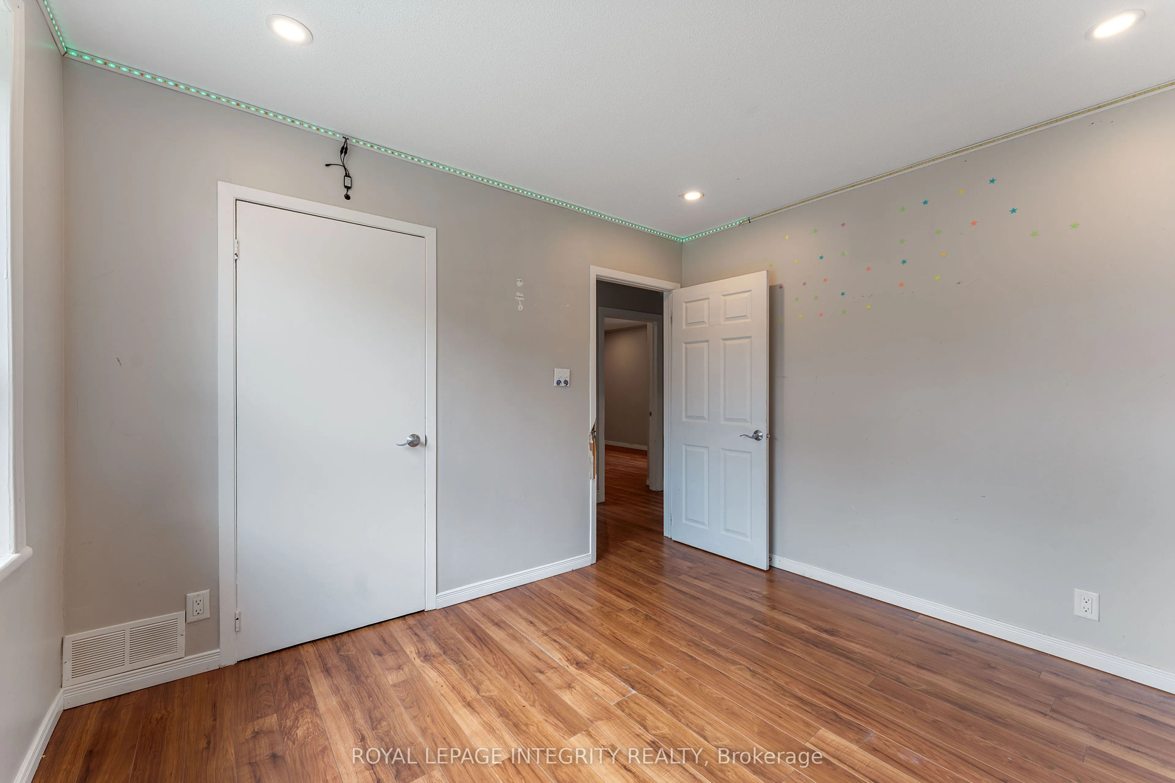 3823 Drouin Road