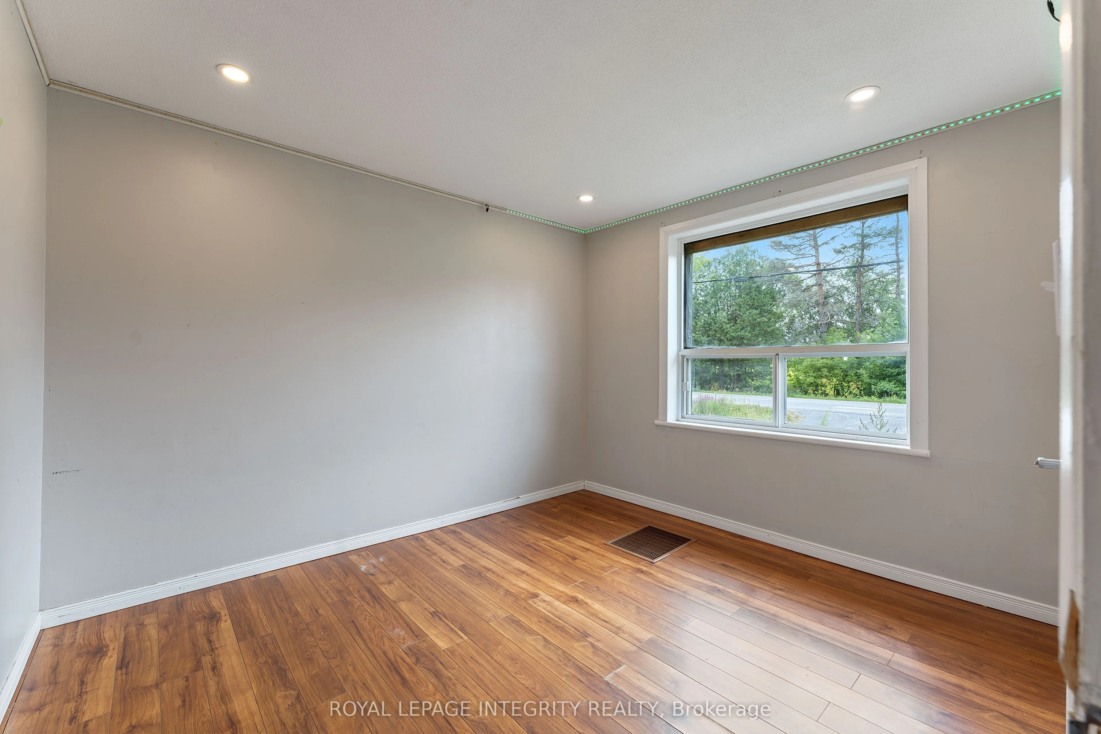 3823 Drouin Road