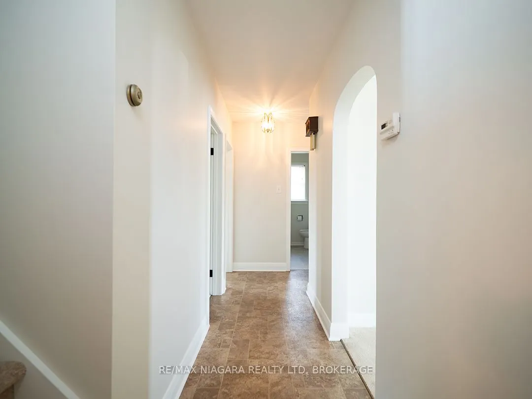 22 South Crescent