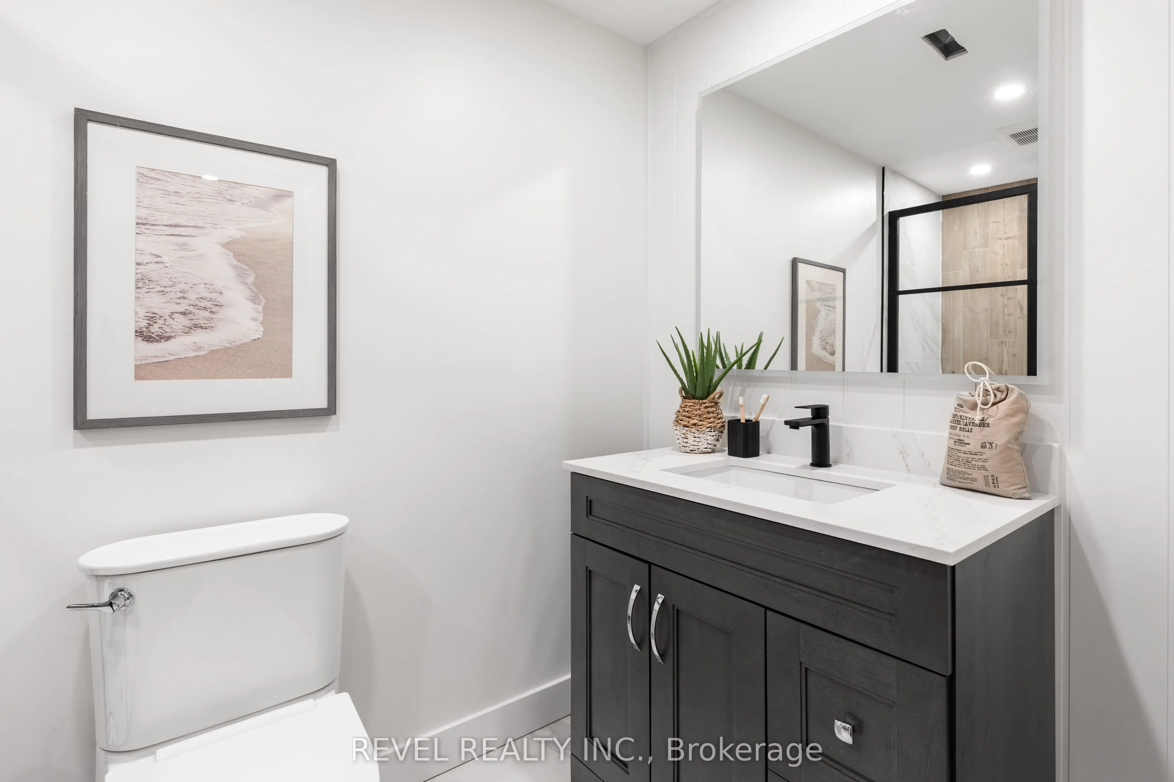 4 Aino Beach Road