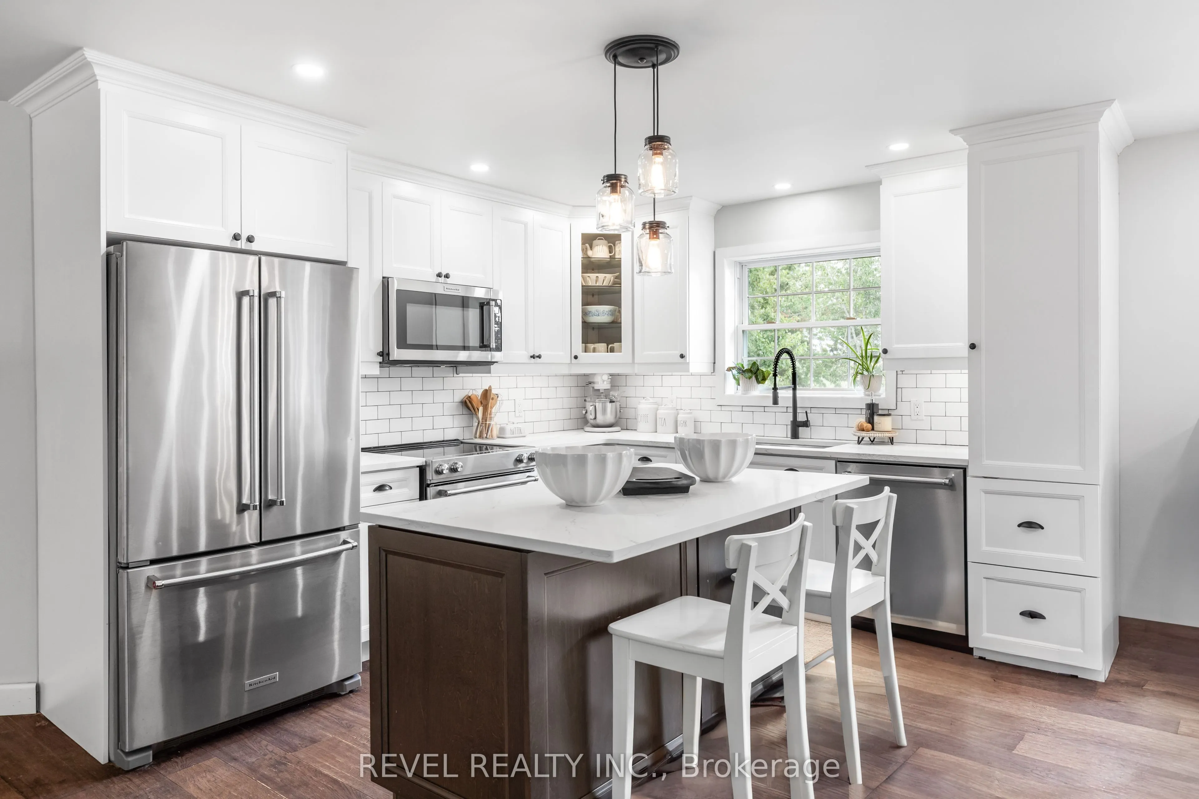 4 Aino Beach Road