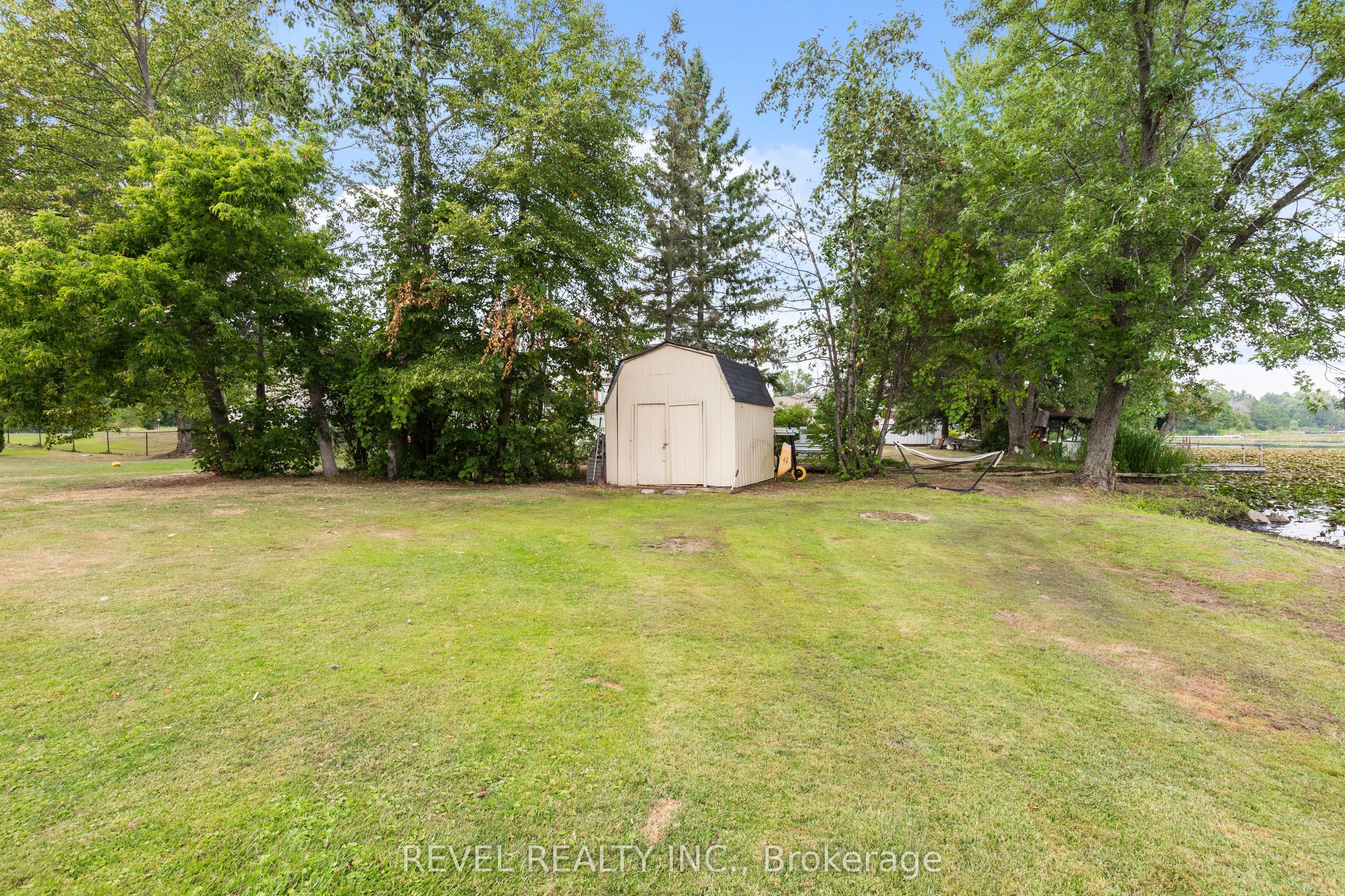 4 Aino Beach Road