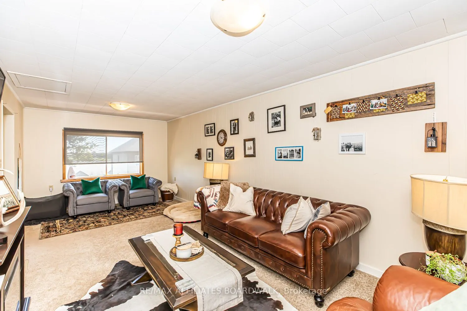 303-307 DONALD B MUNRO Drive