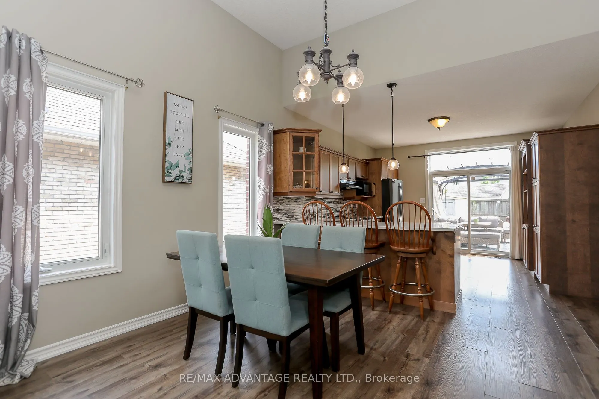 78 Hummingbird Lane