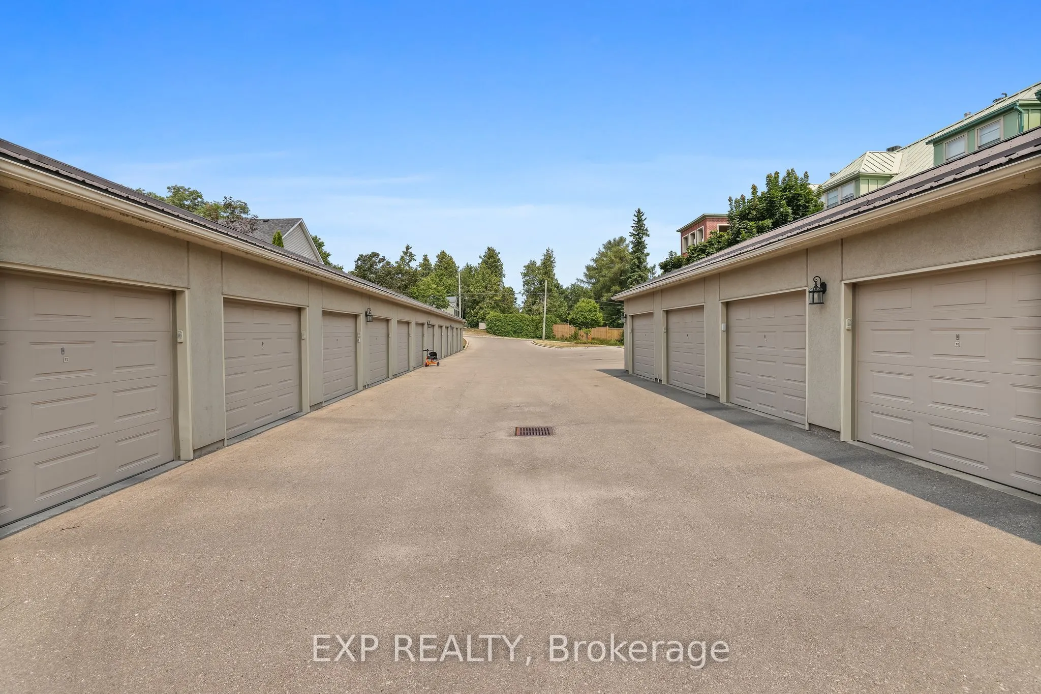 72 Pine Street N, #302
