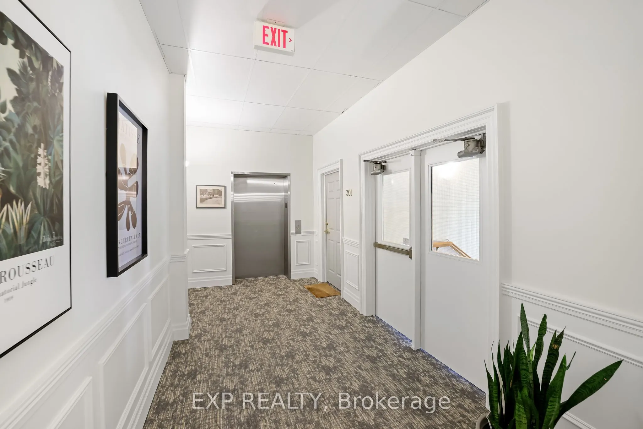 72 Pine Street N, #302