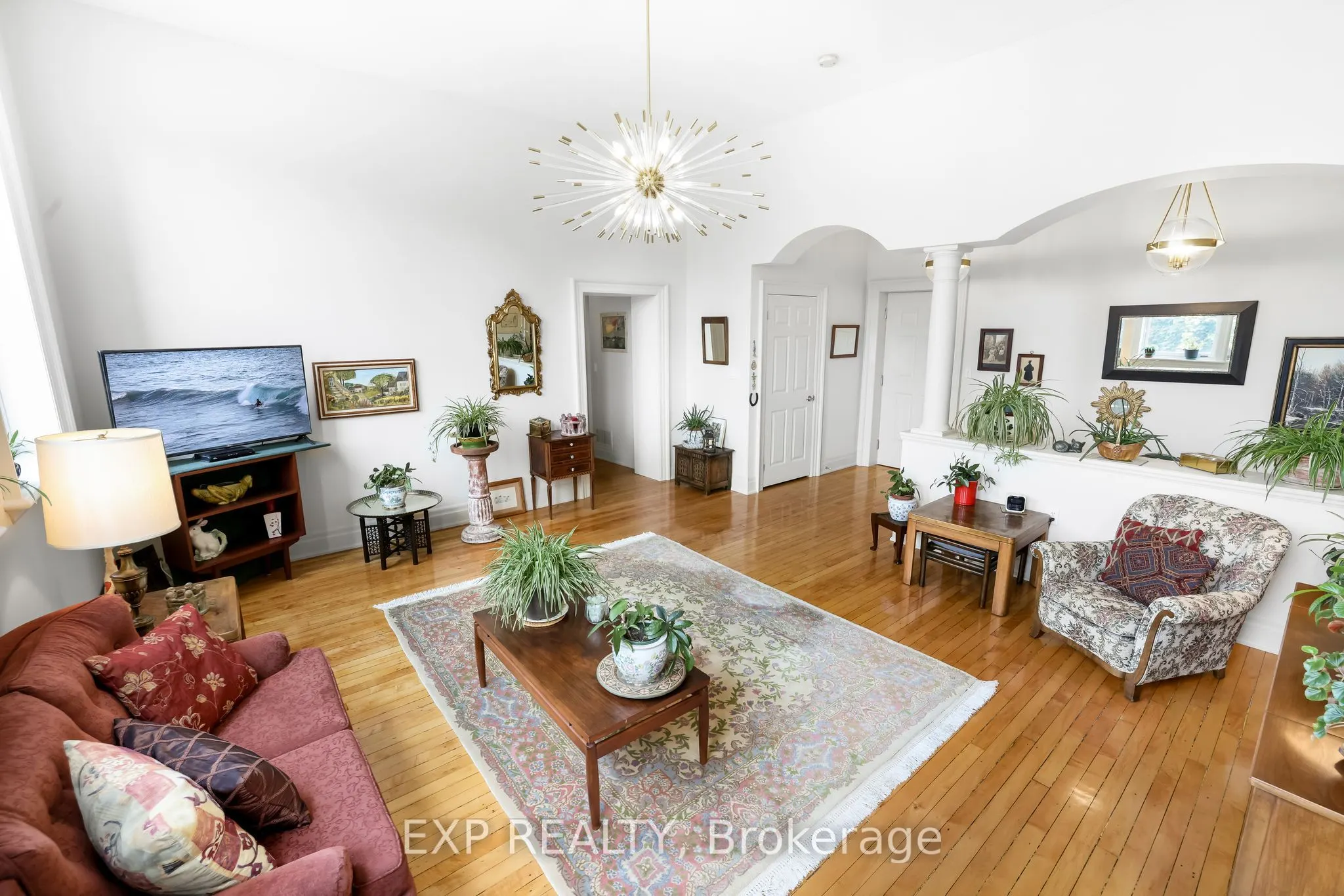 72 Pine Street N, #302