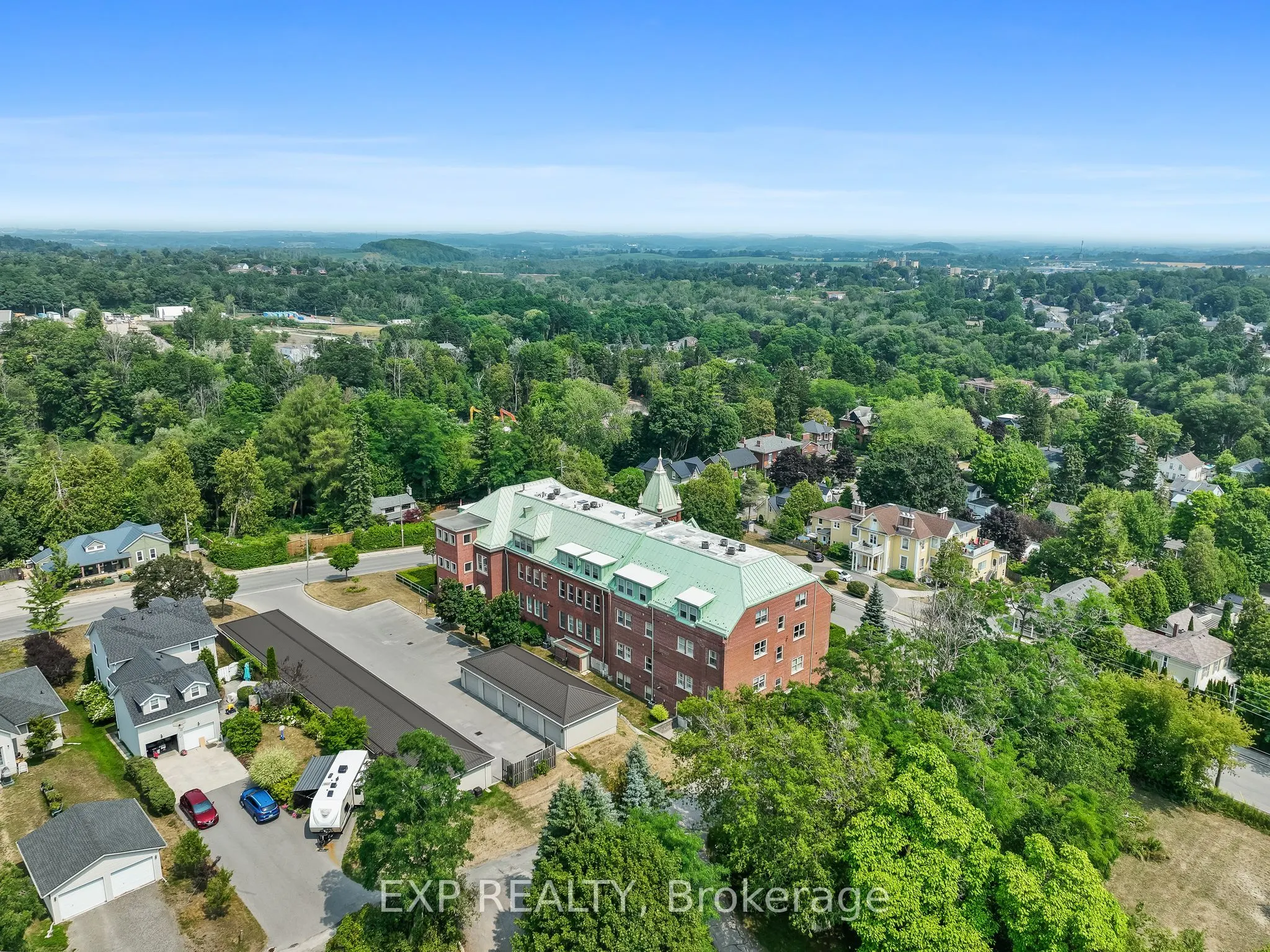 72 Pine Street N, #302