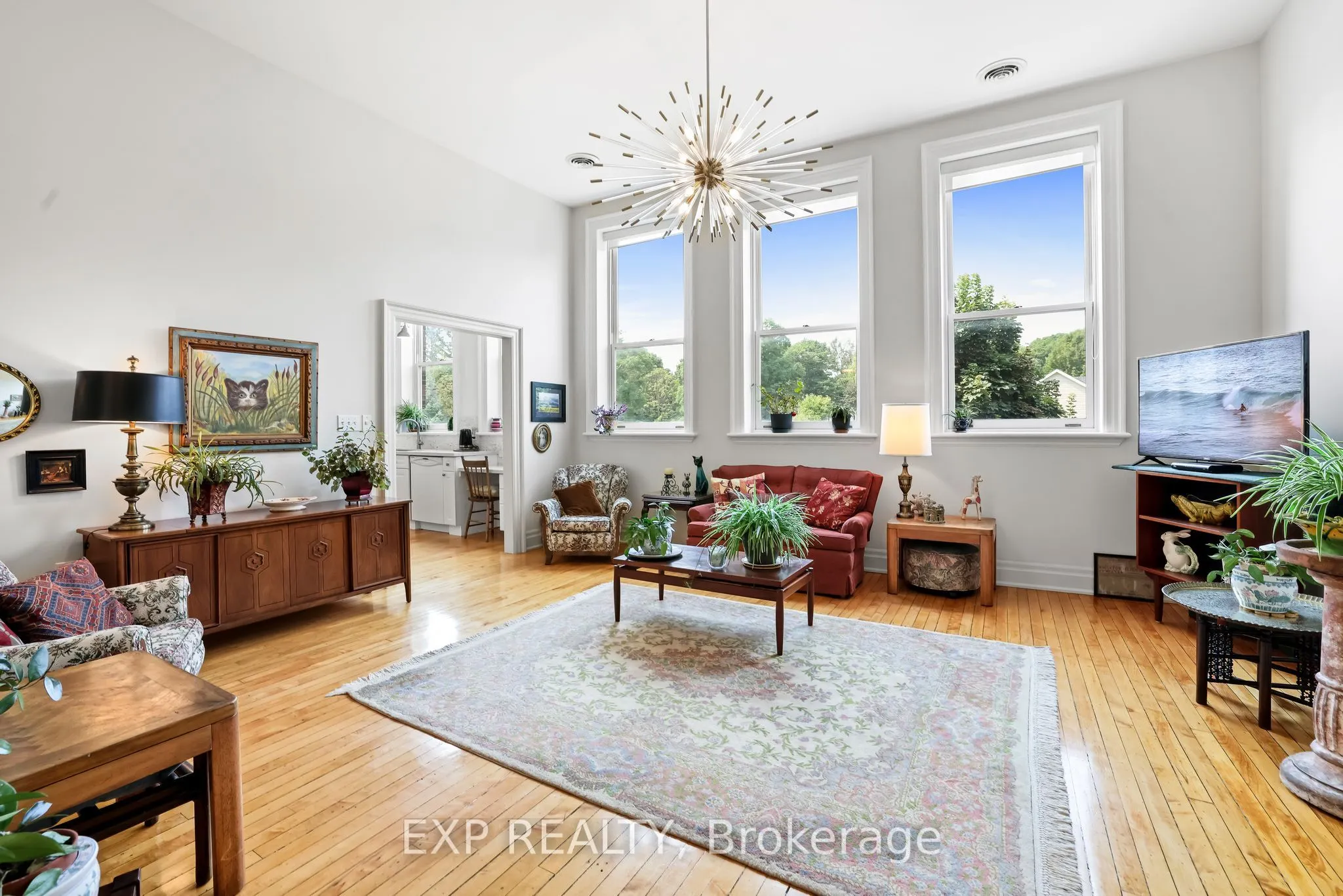 72 Pine Street N, #302