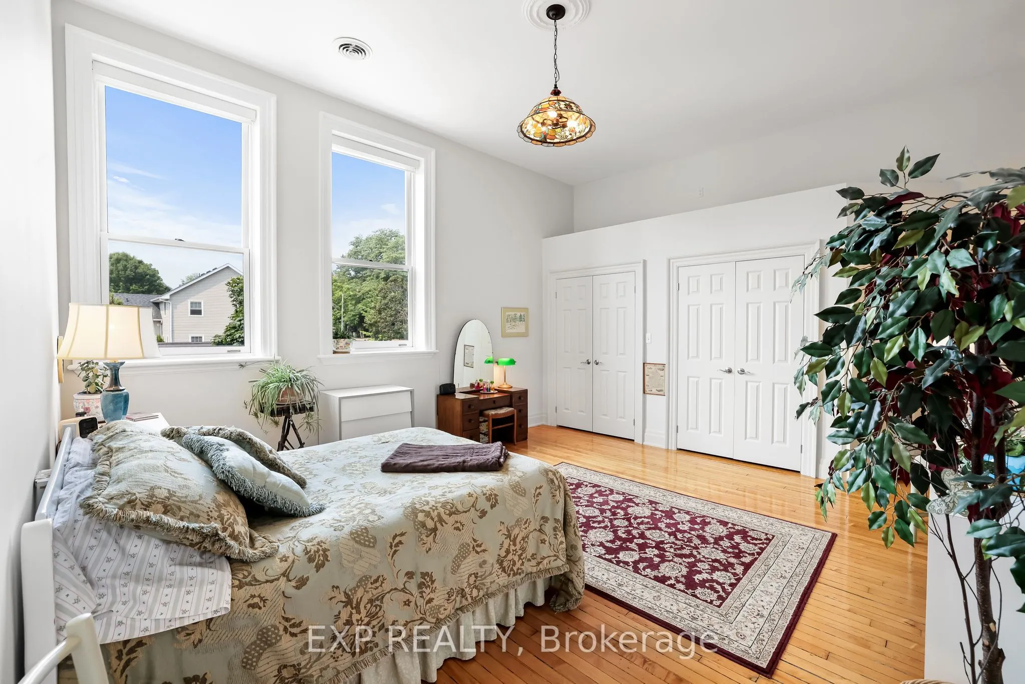 72 Pine Street N, #302