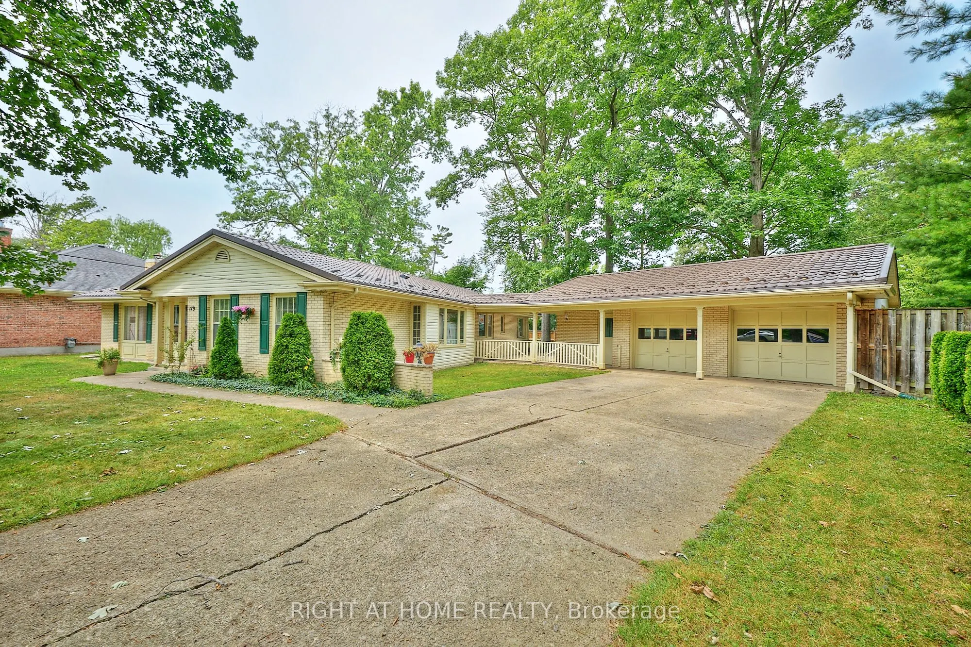 179 Lockhart Drive