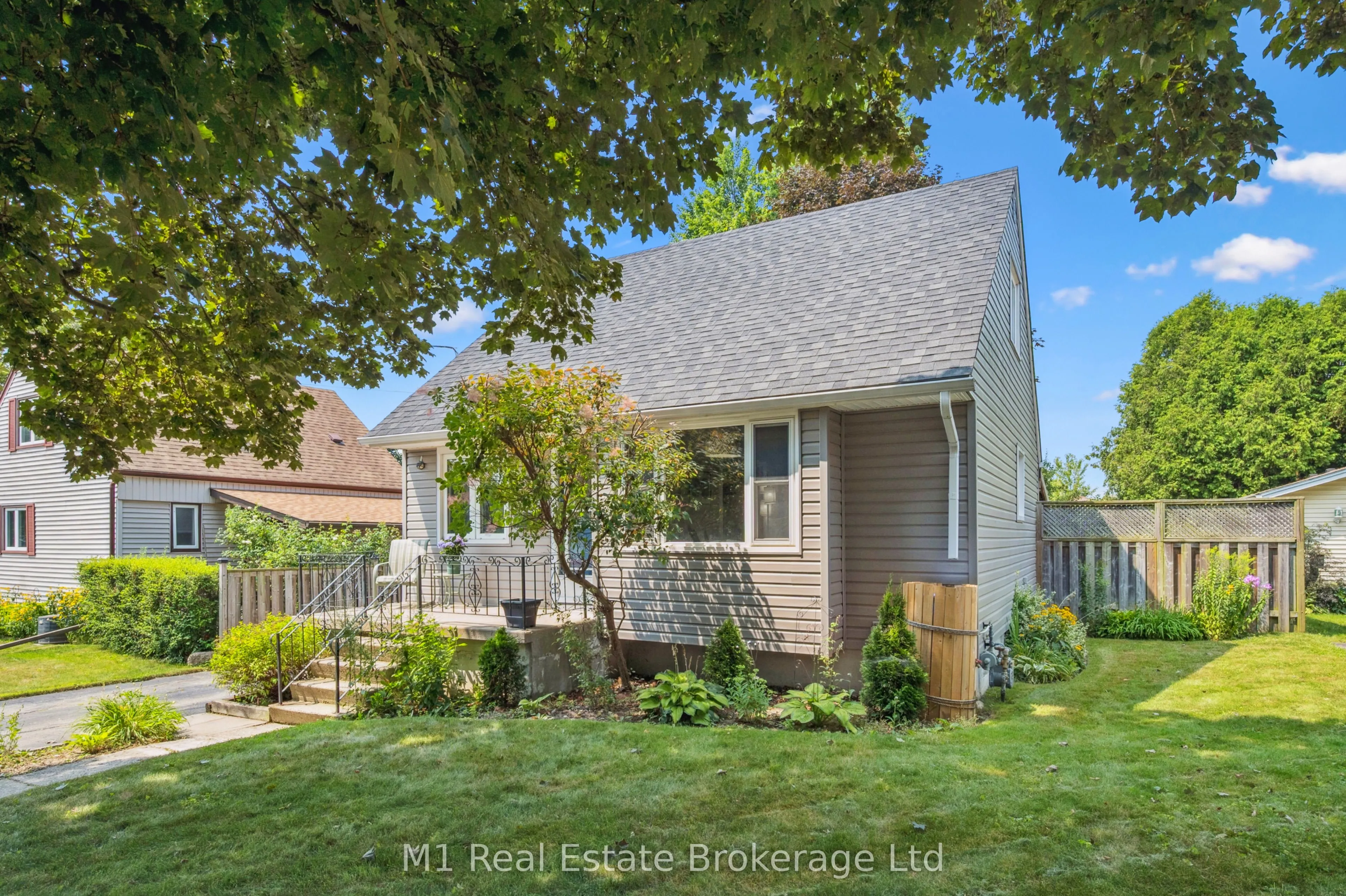 15 Gowdy Avenue