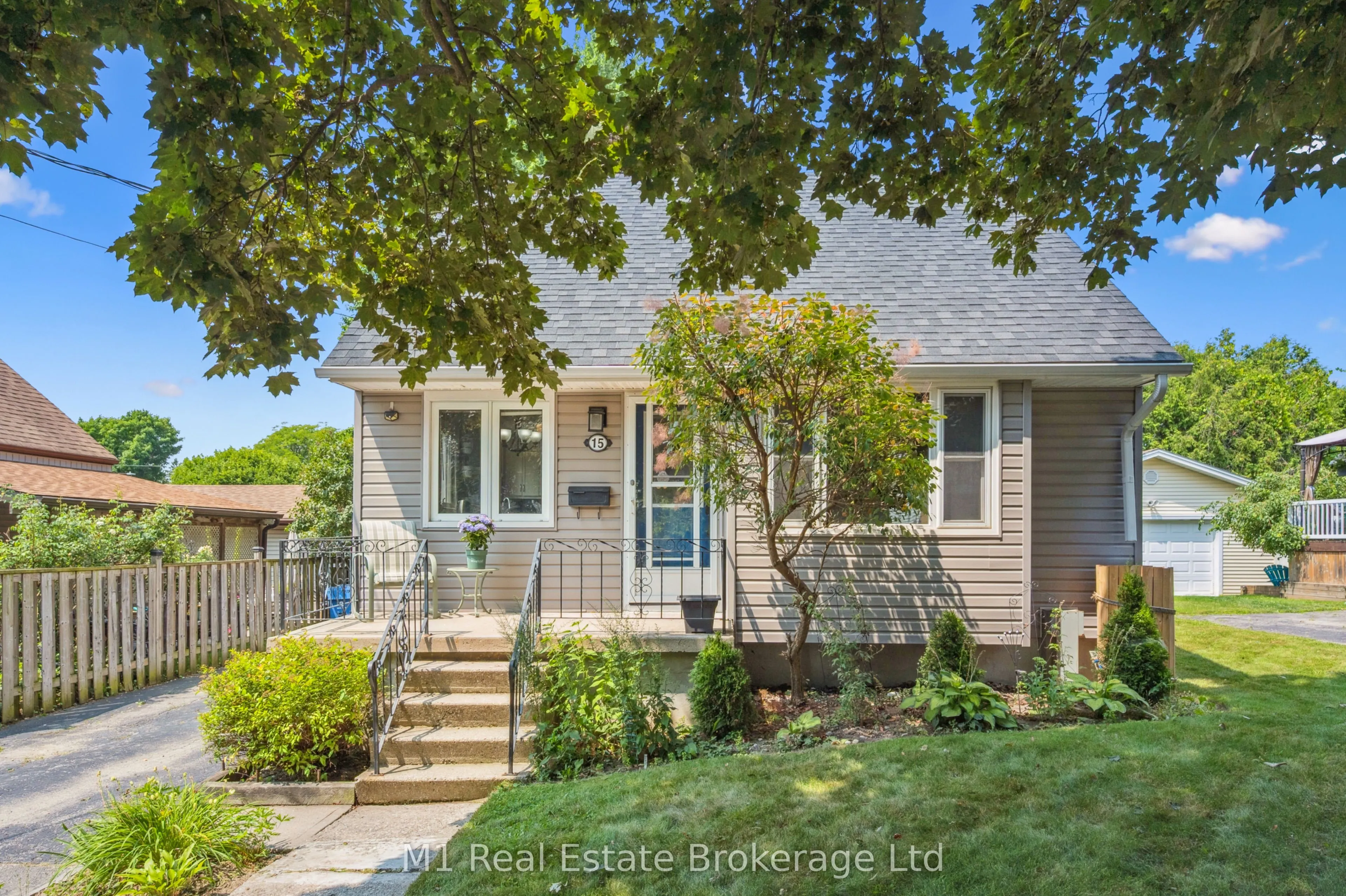 15 Gowdy Avenue