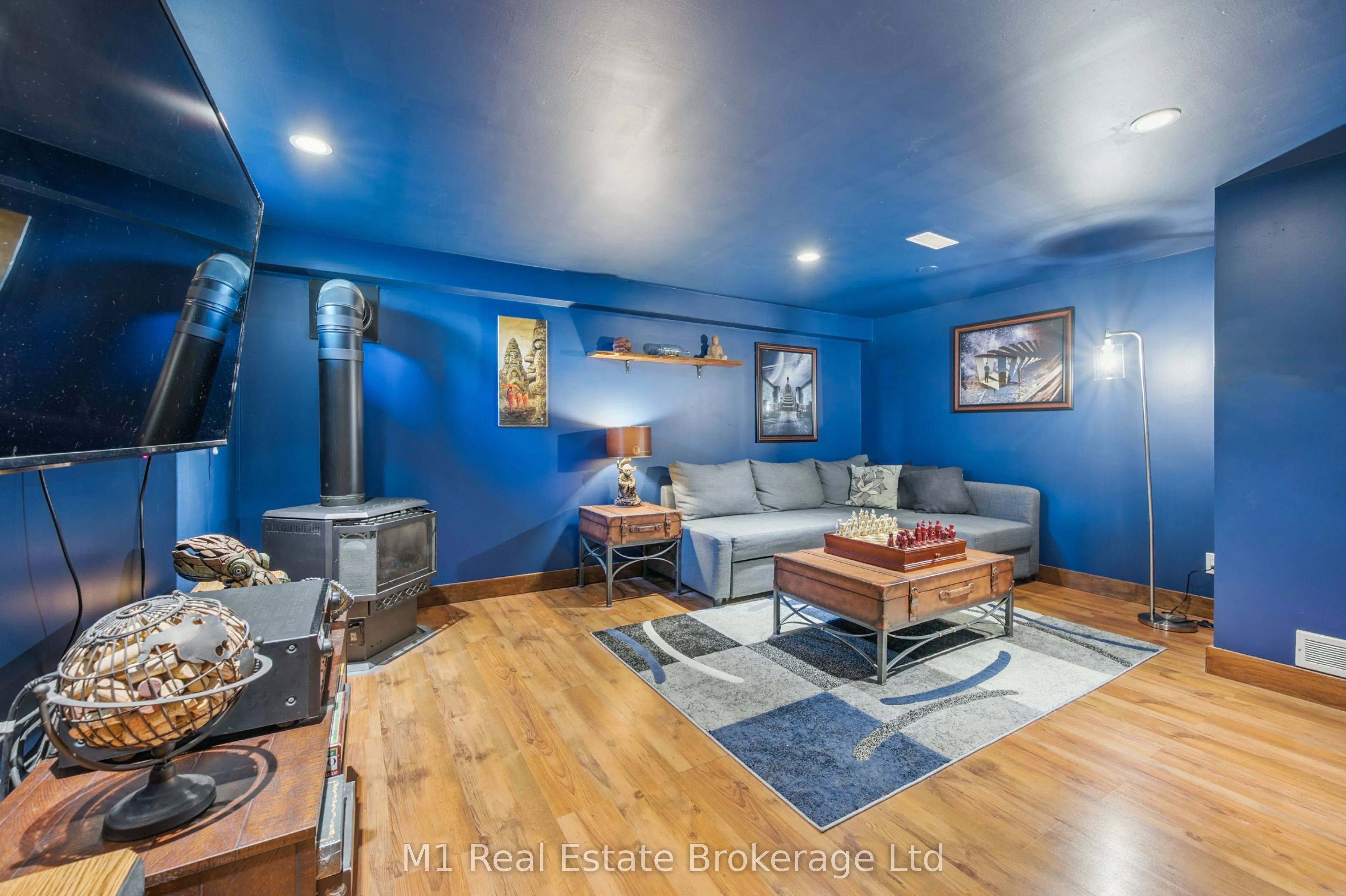 15 Gowdy Avenue