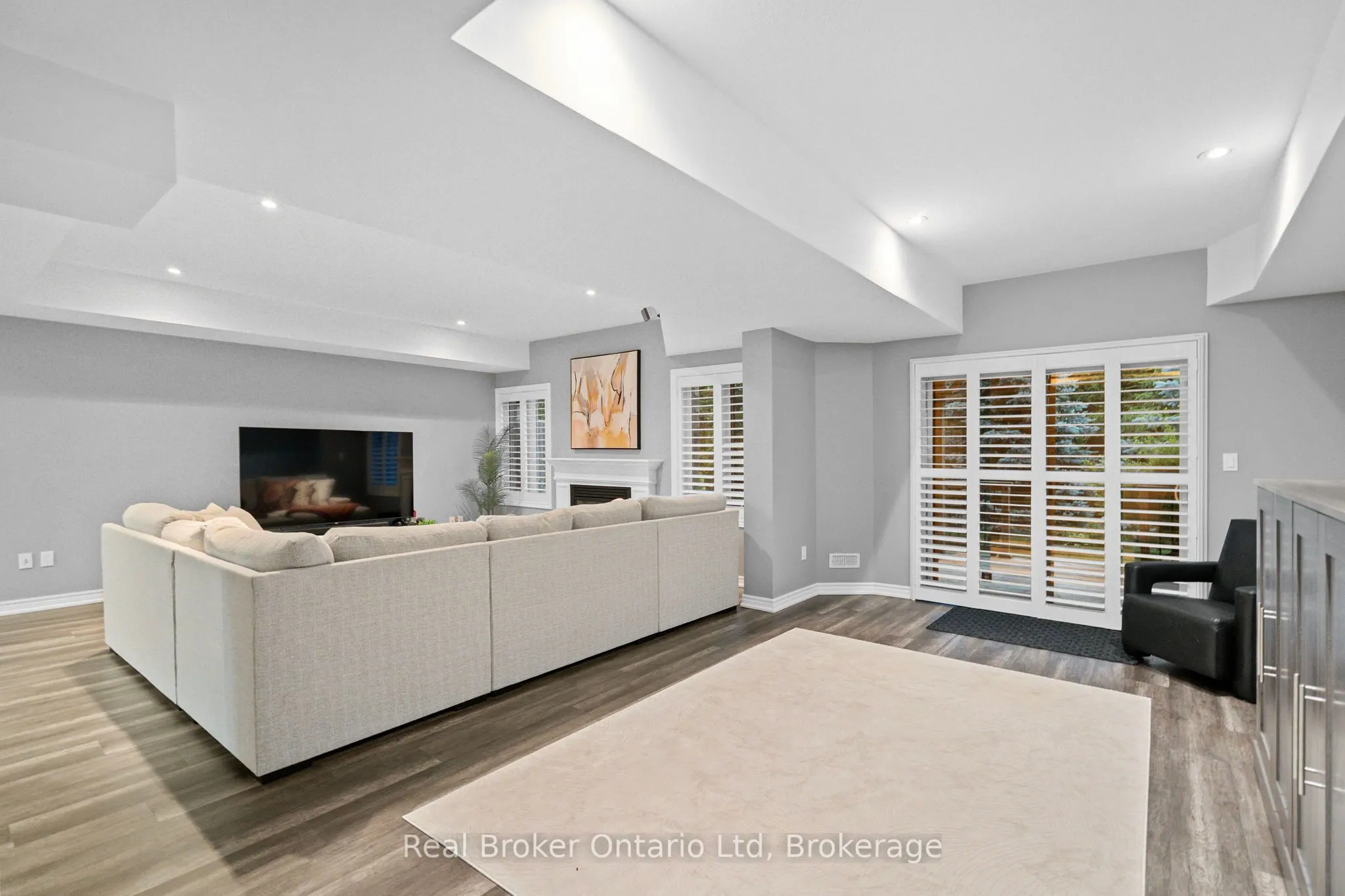 221 Millview Court