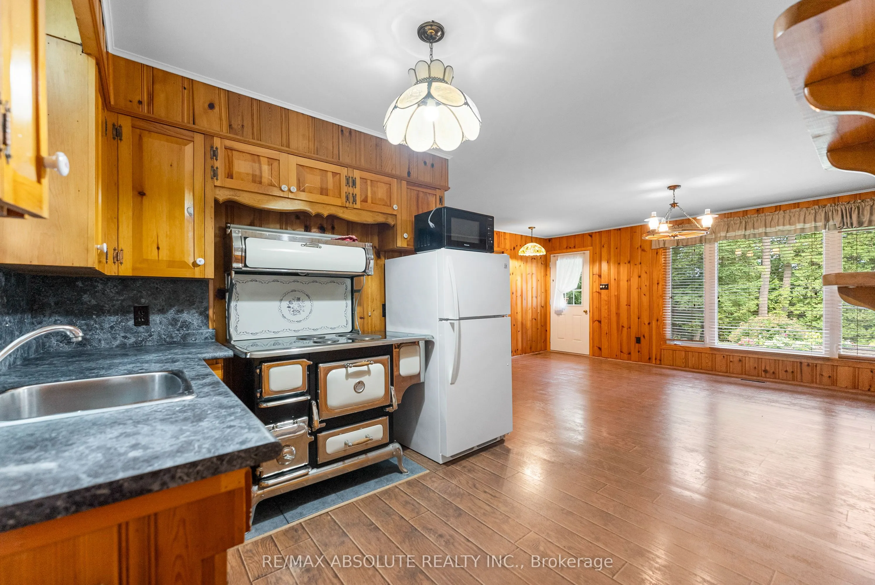 155 Dugald Road