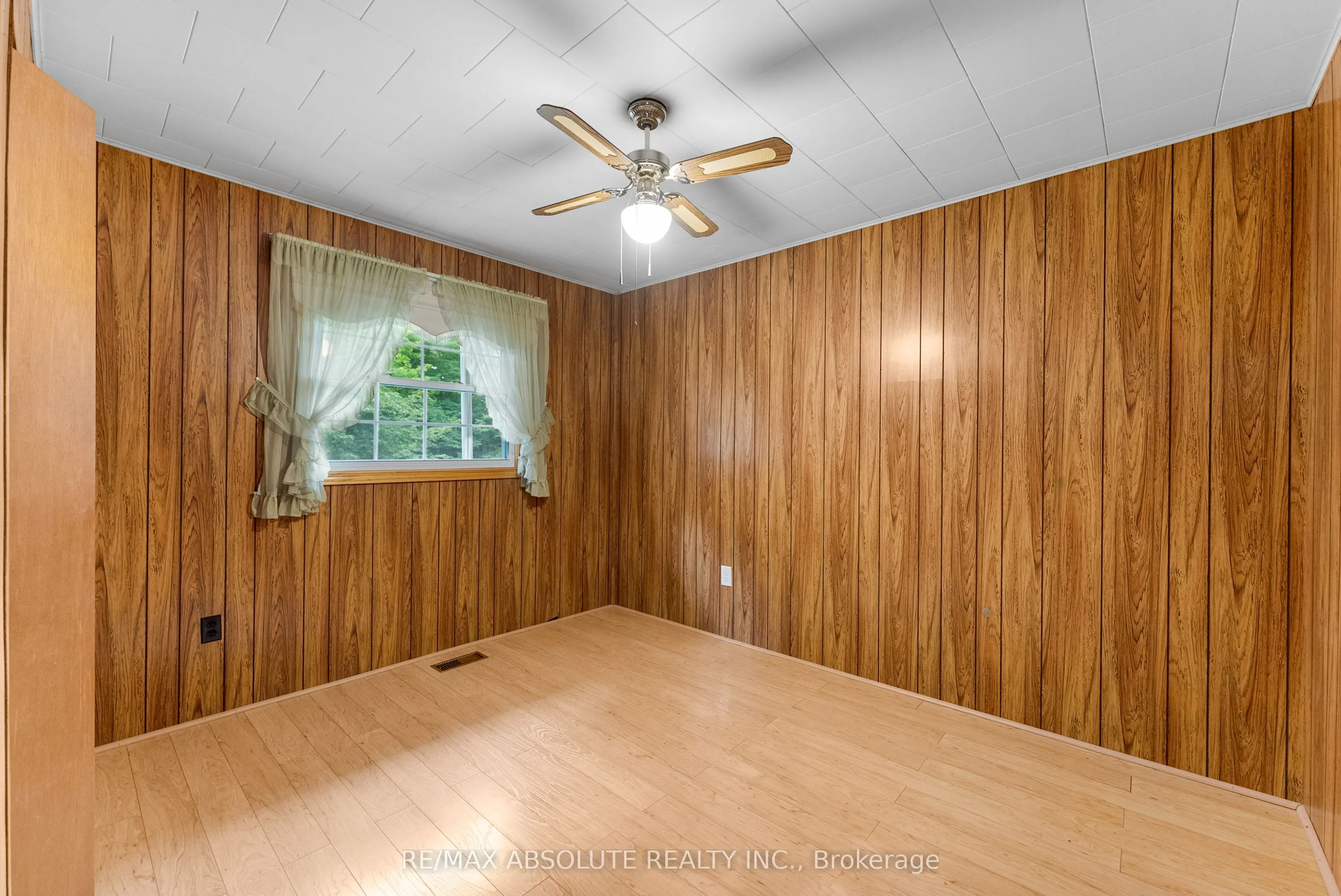 155 Dugald Road