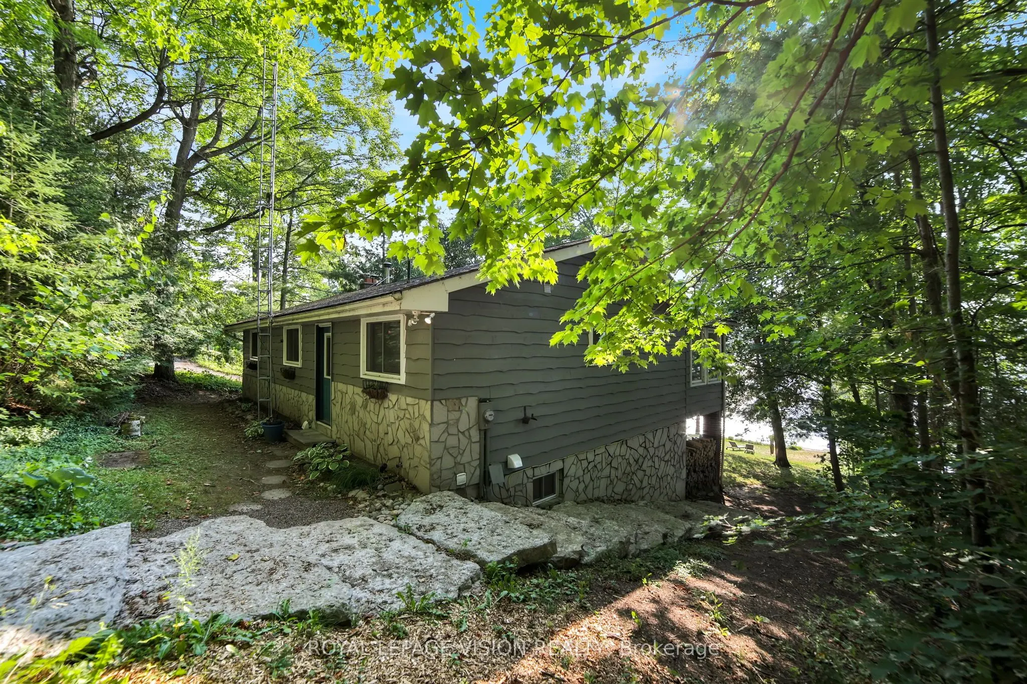 197 Lightning Point Road