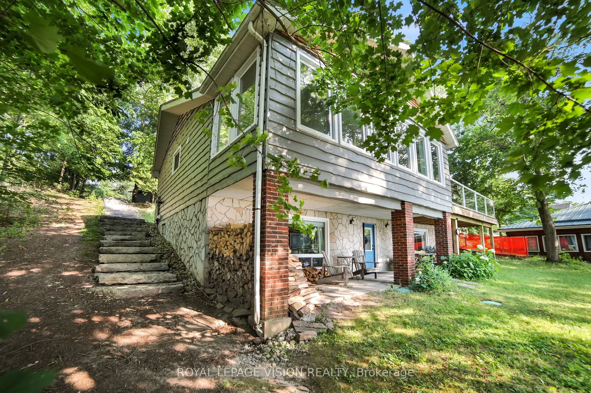 197 Lightning Point Road