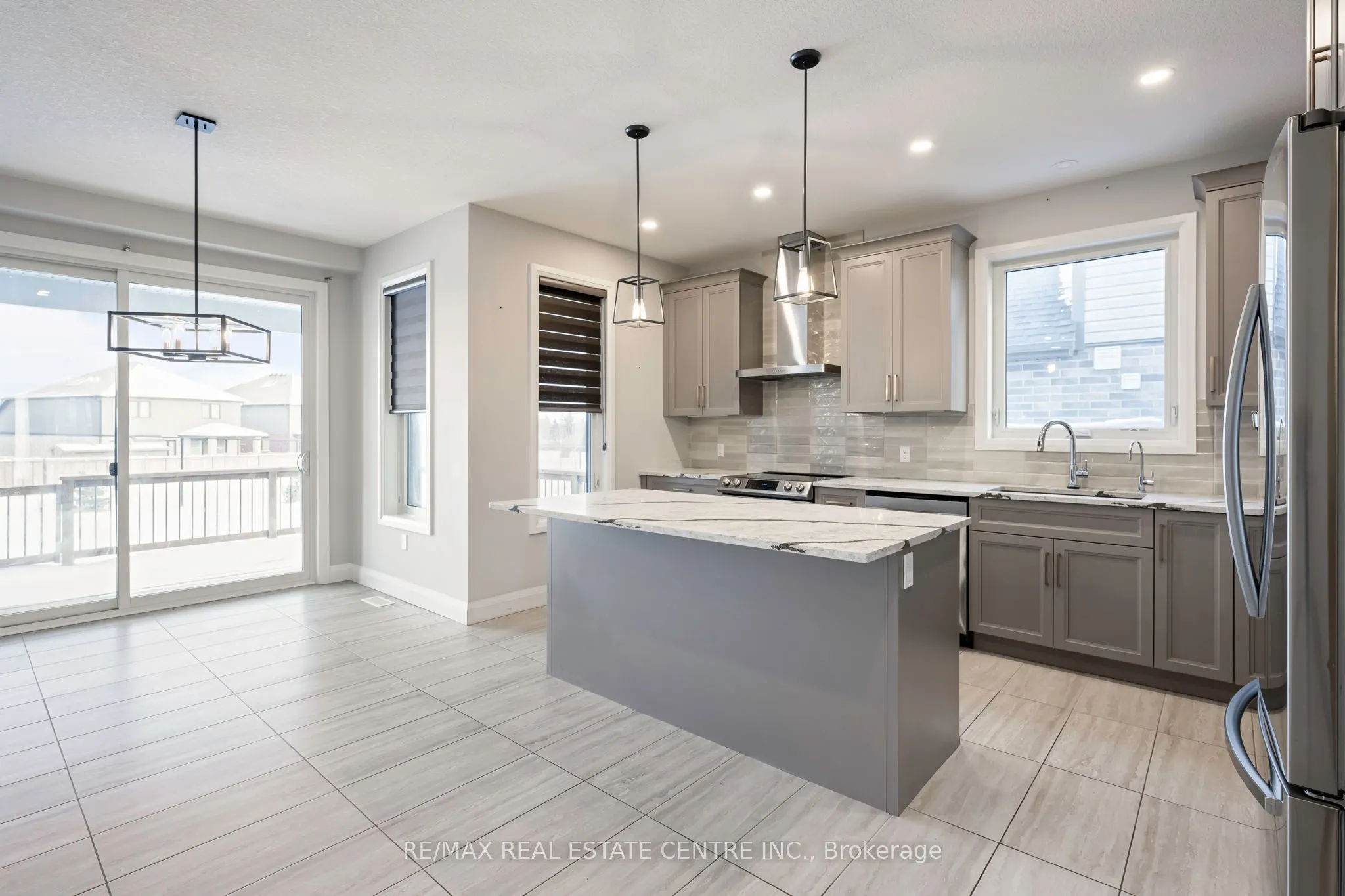 3 Grundy Crescent