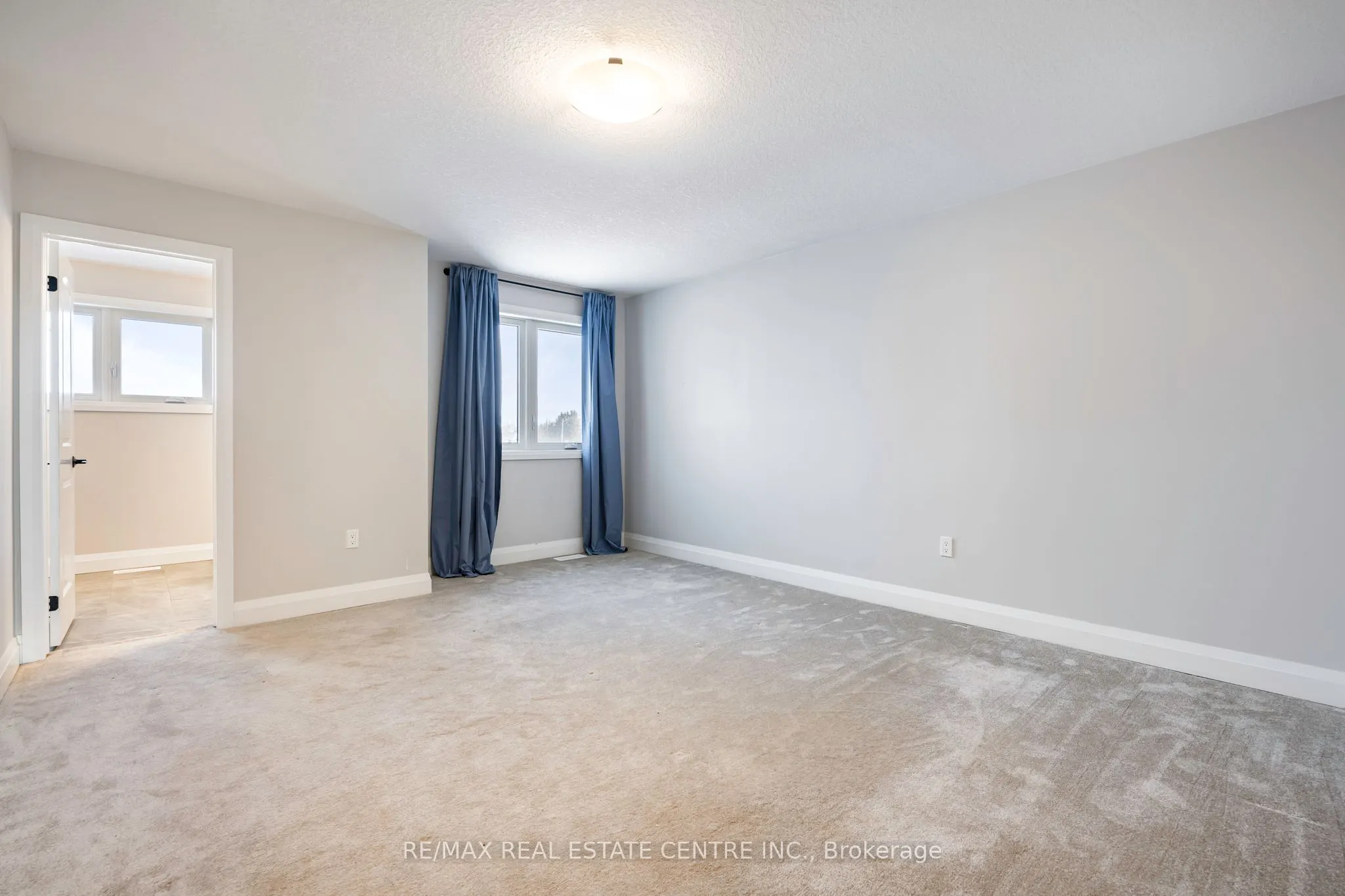 3 Grundy Crescent