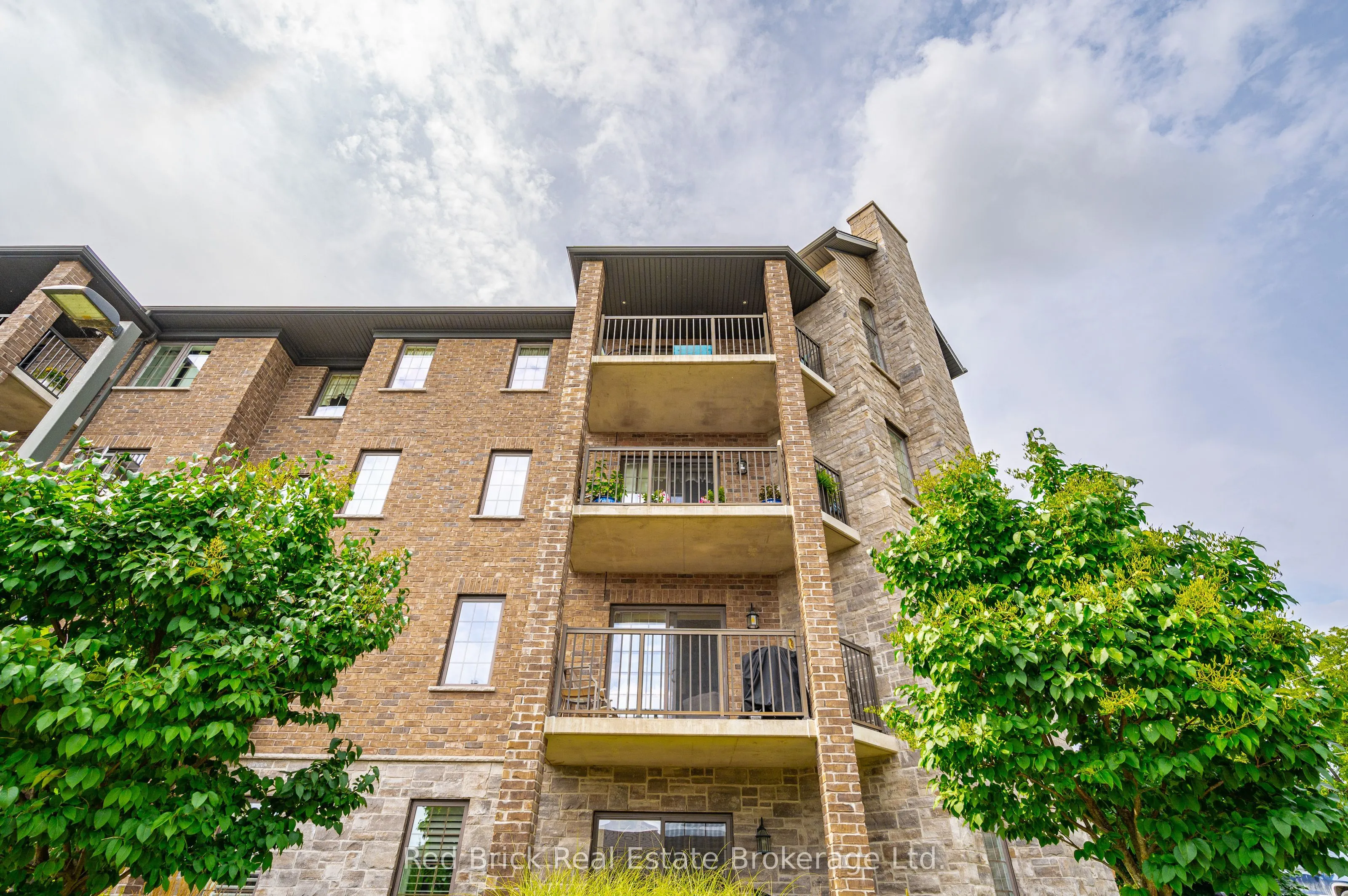6492 Gerrie Road, #207