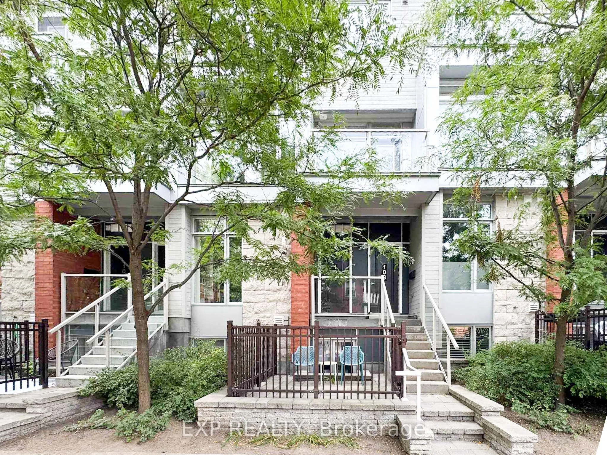 106 Holmwood Avenue, #106