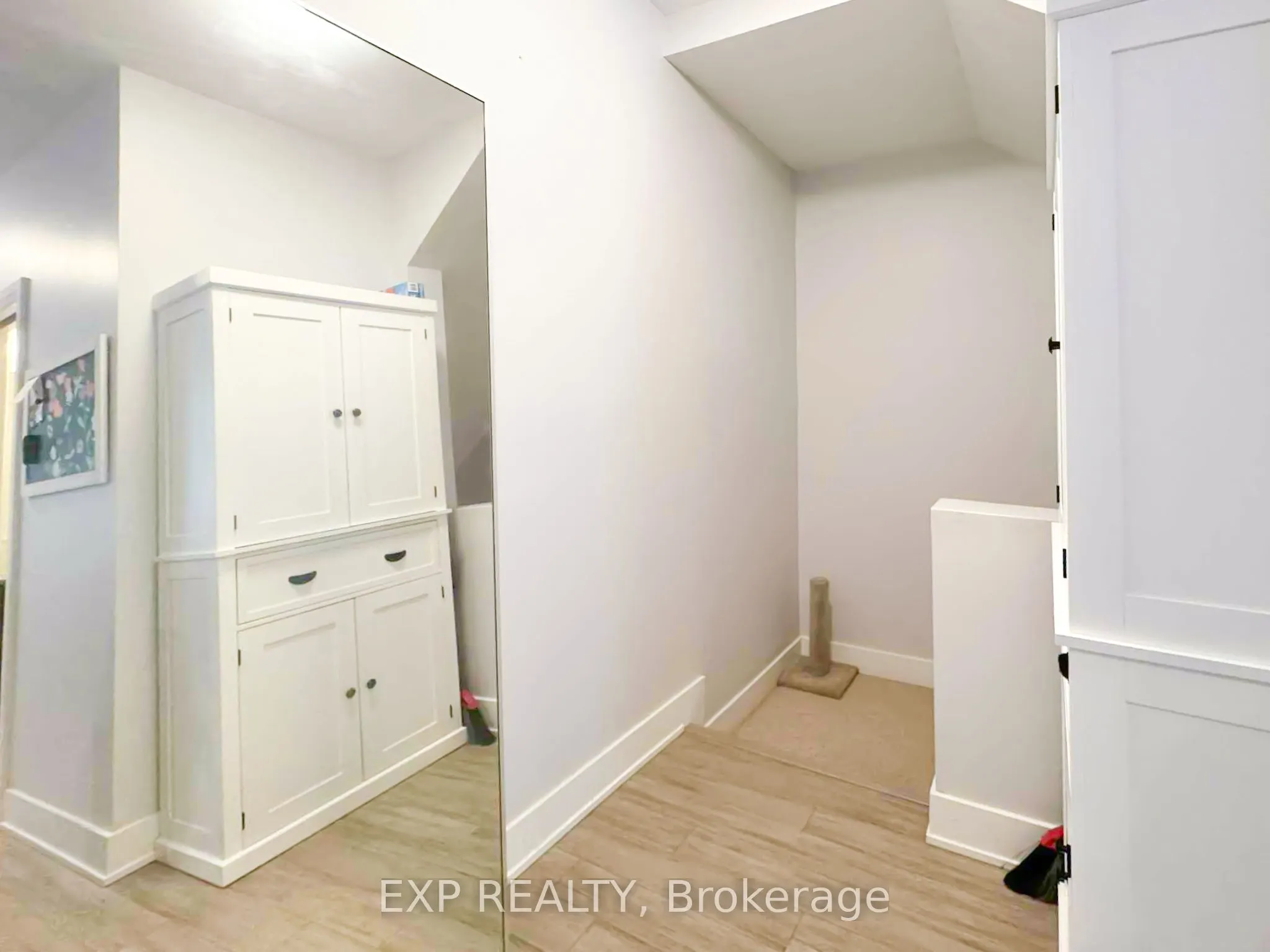 106 Holmwood Avenue, #106