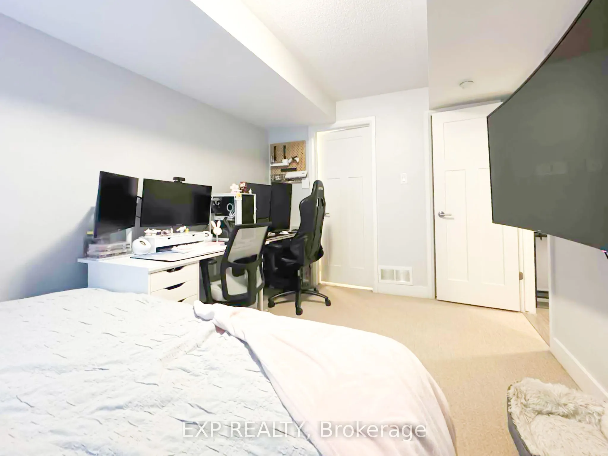 106 Holmwood Avenue, #106