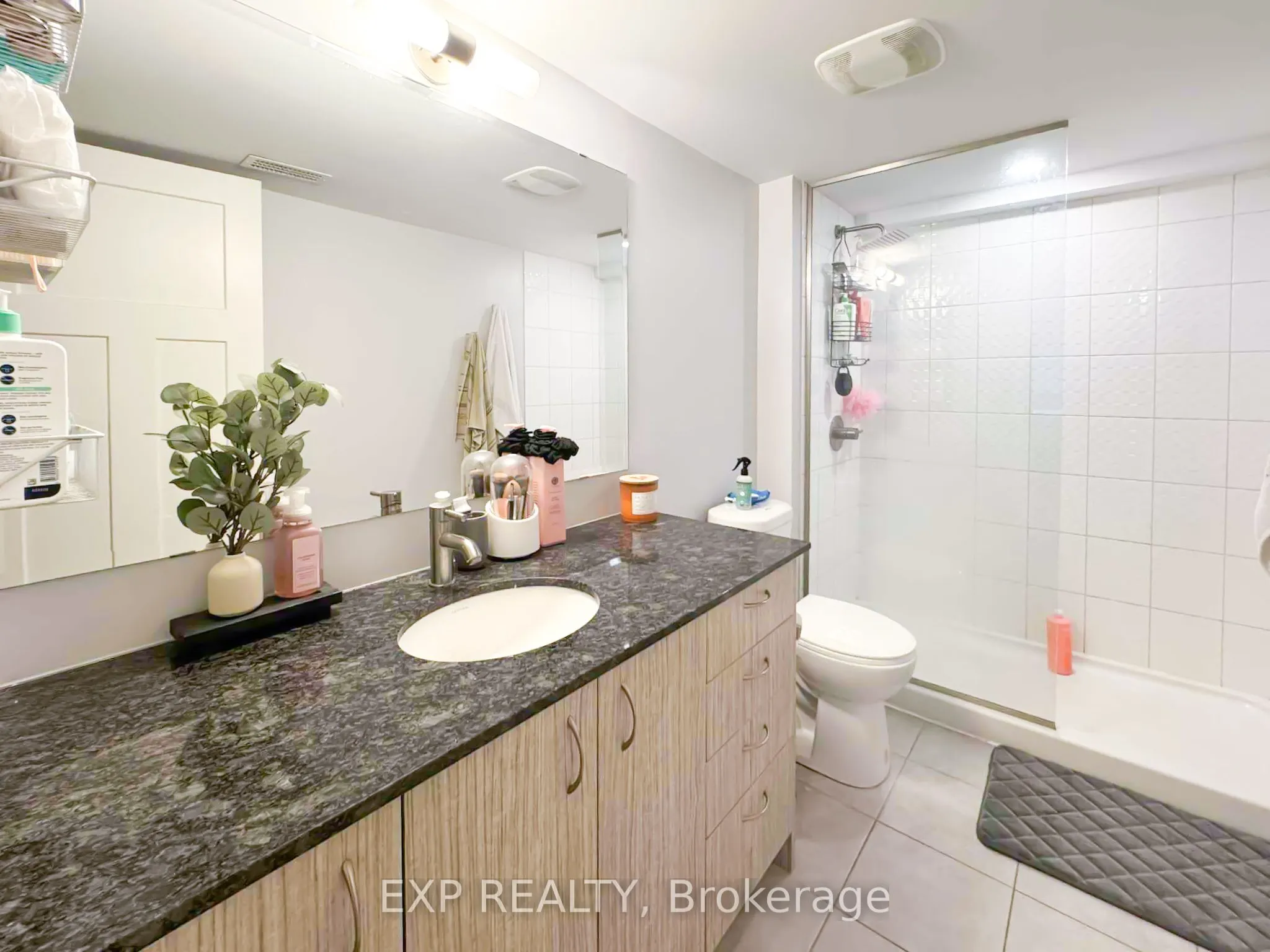 106 Holmwood Avenue, #106