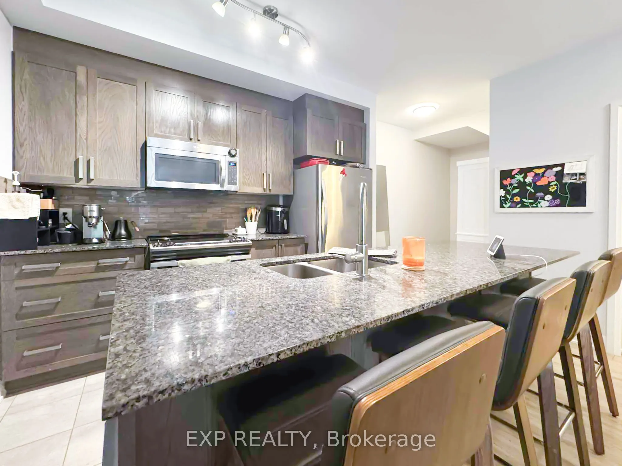 106 Holmwood Avenue, #106