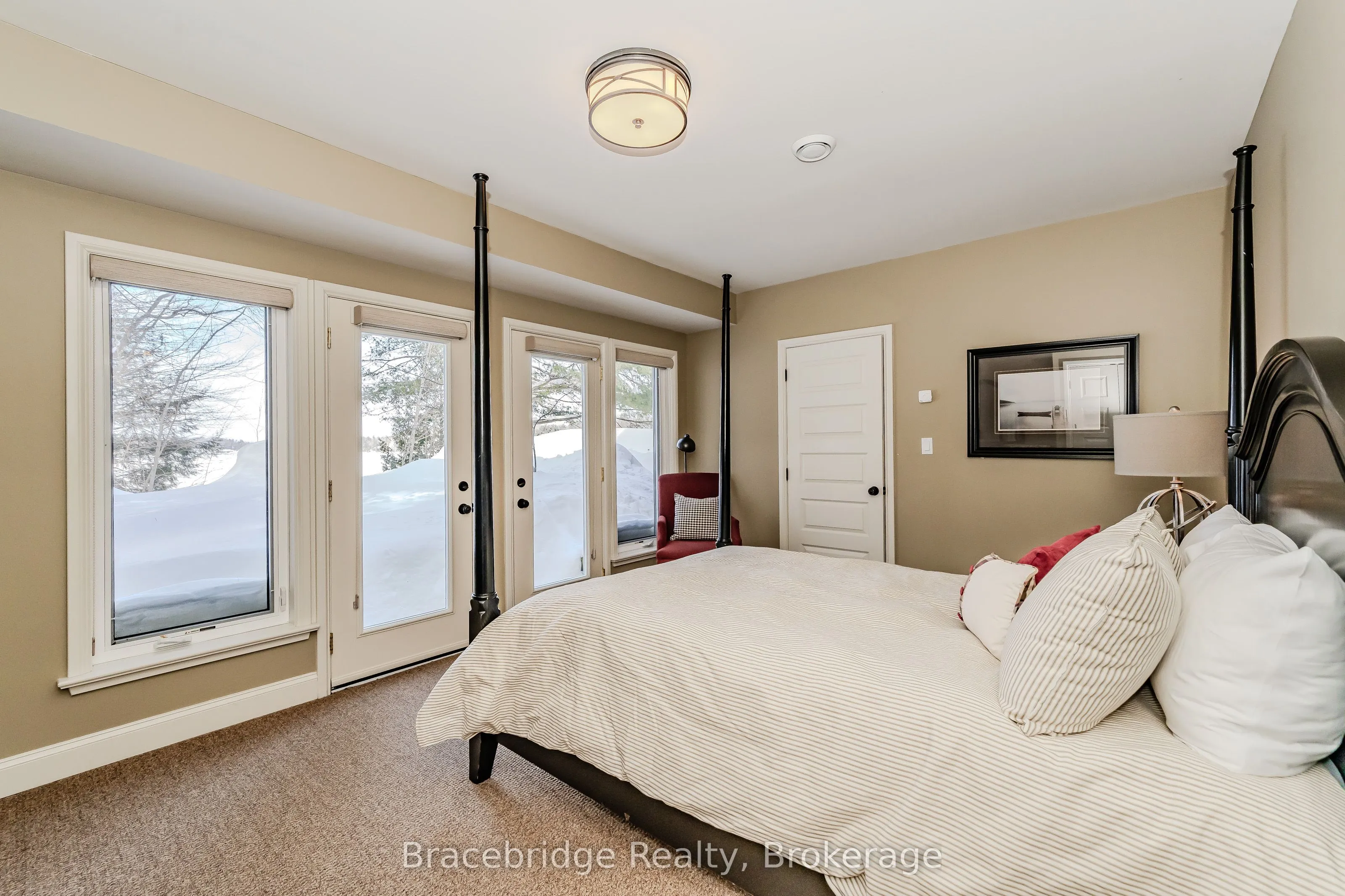 3876 Muskoka Road 118 Highway W, #Water's Edge W1