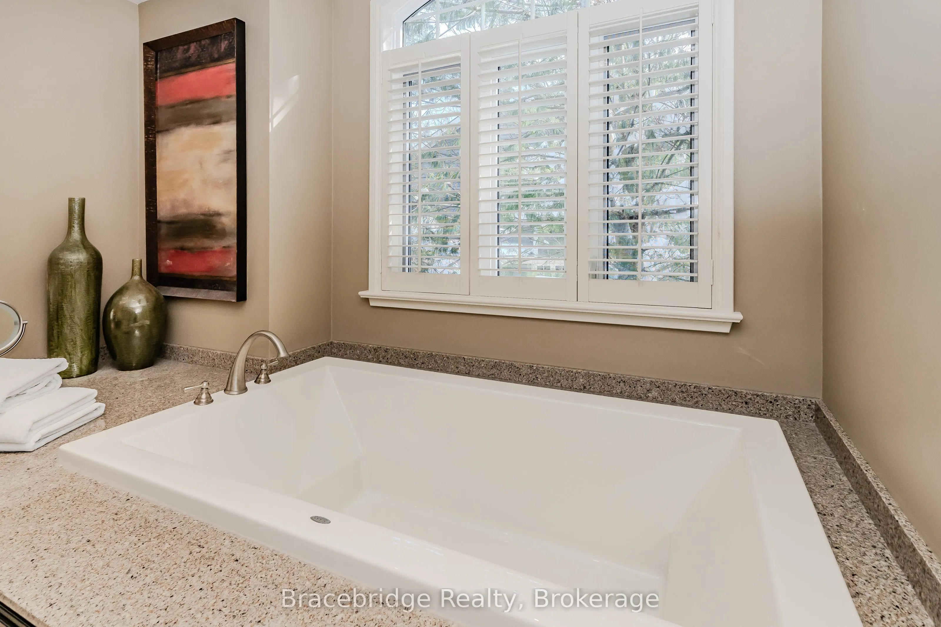 3876 Muskoka Road 118 Highway W, #Water's Edge W1