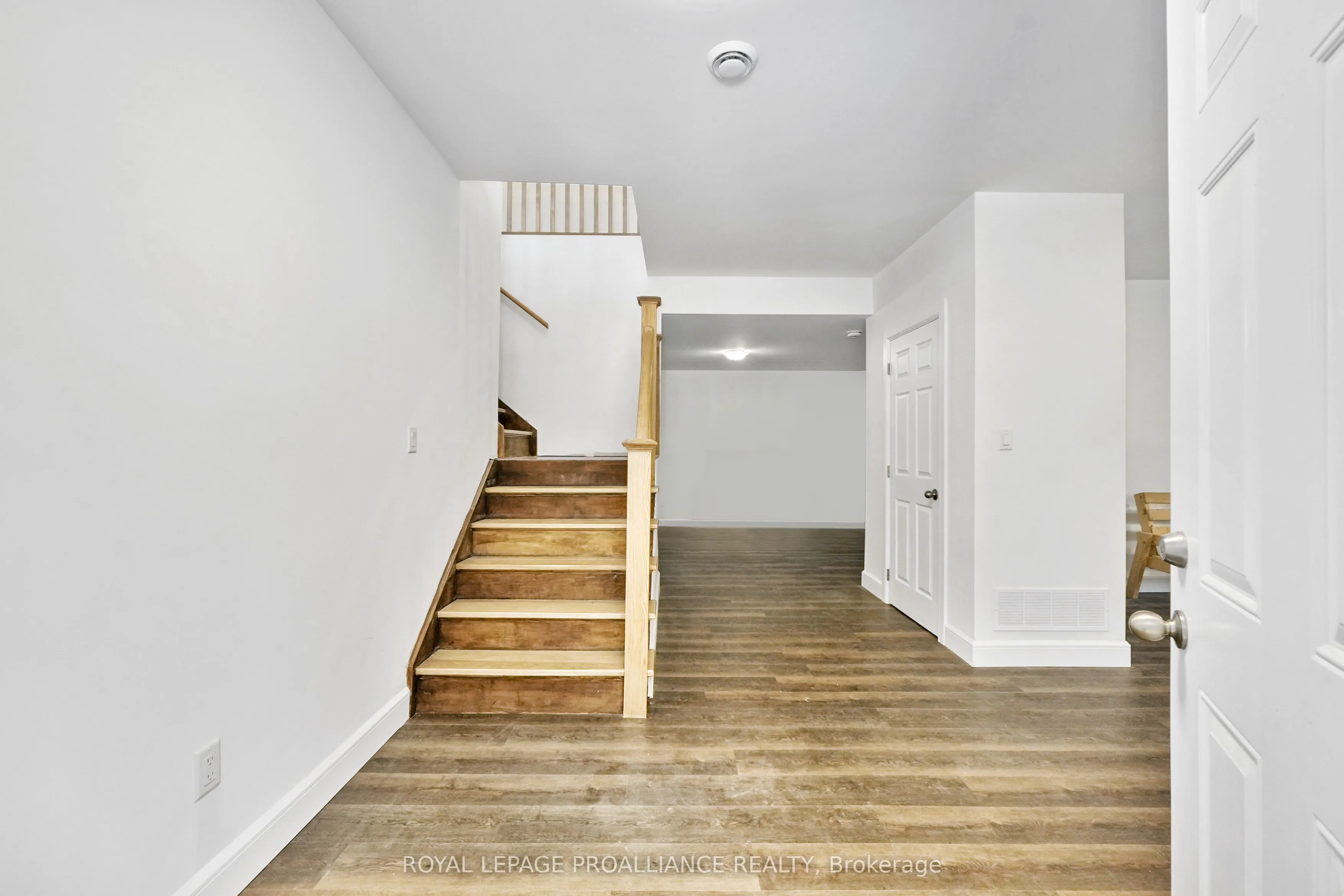 7717 County Rd 45