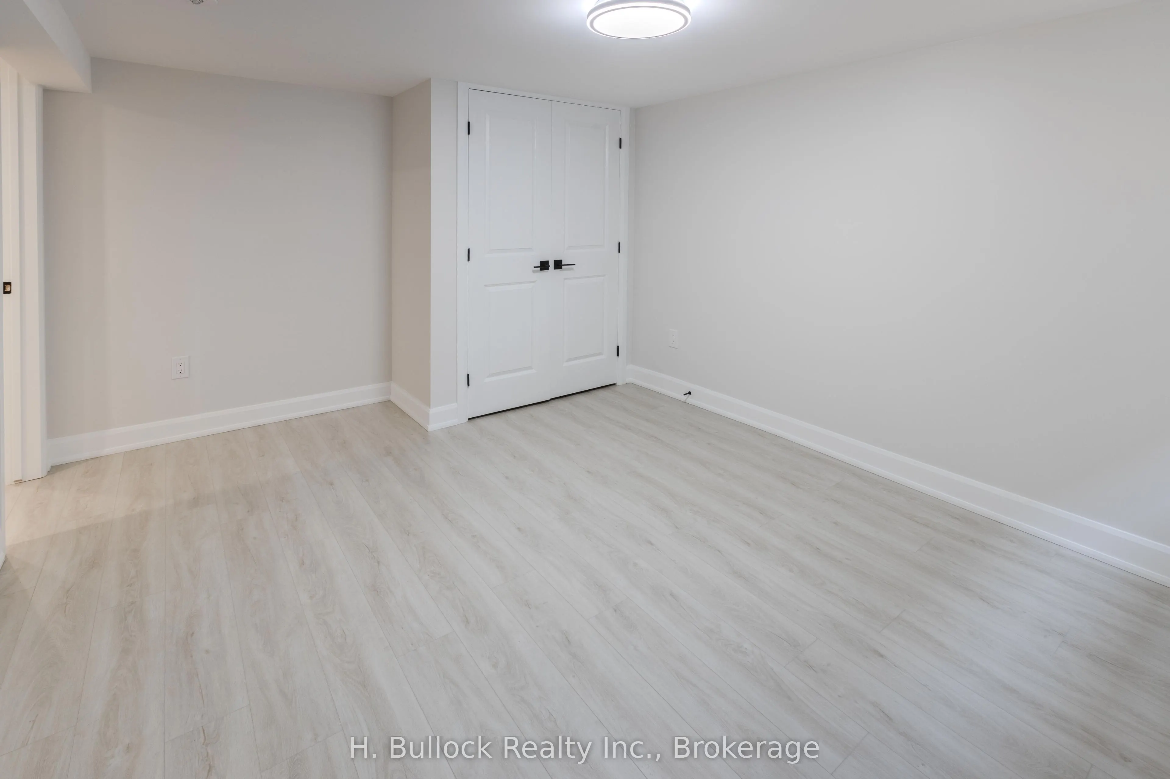 3336 Kodiak Street