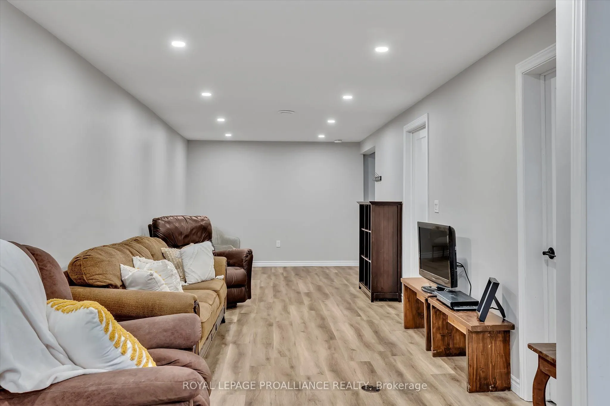 4045 Bowman Road